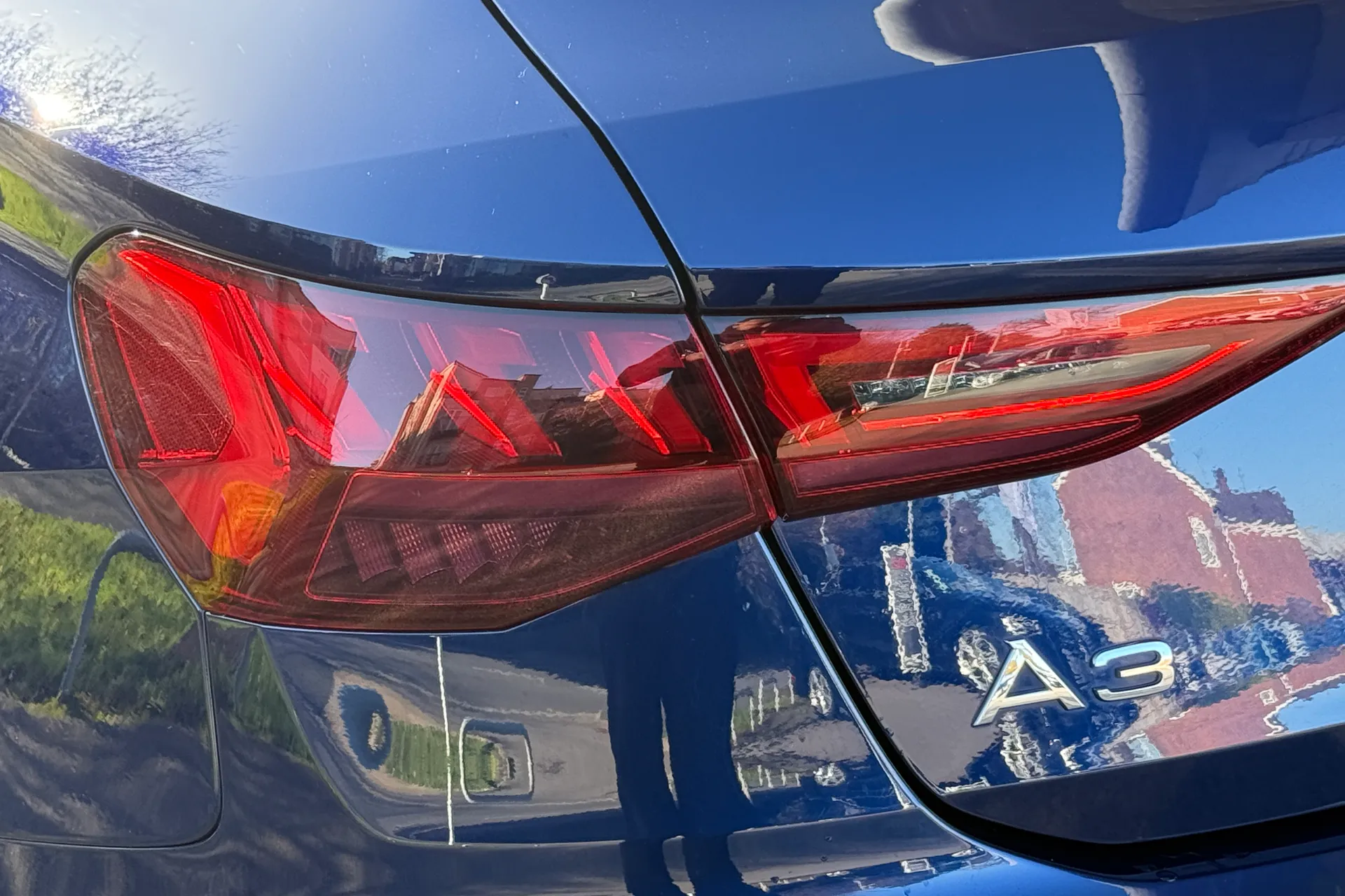 Audi A3 thumbnail image number 44