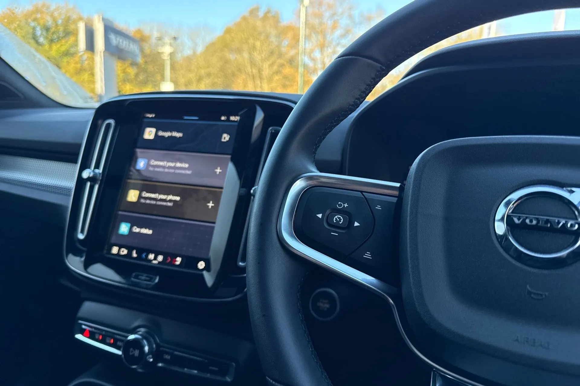 Volvo XC40 thumbnail image number 36