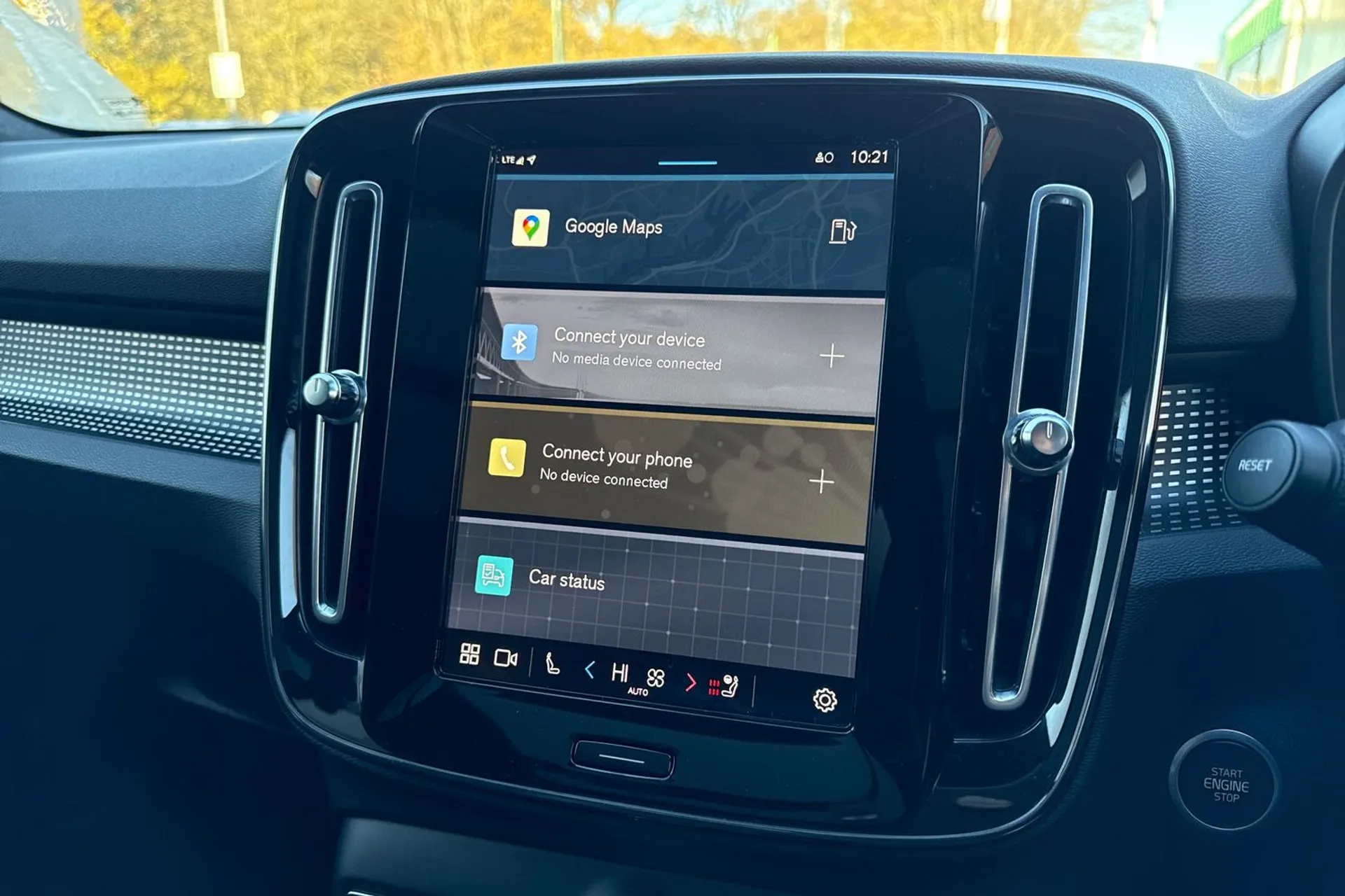 Volvo XC40 thumbnail image number 38