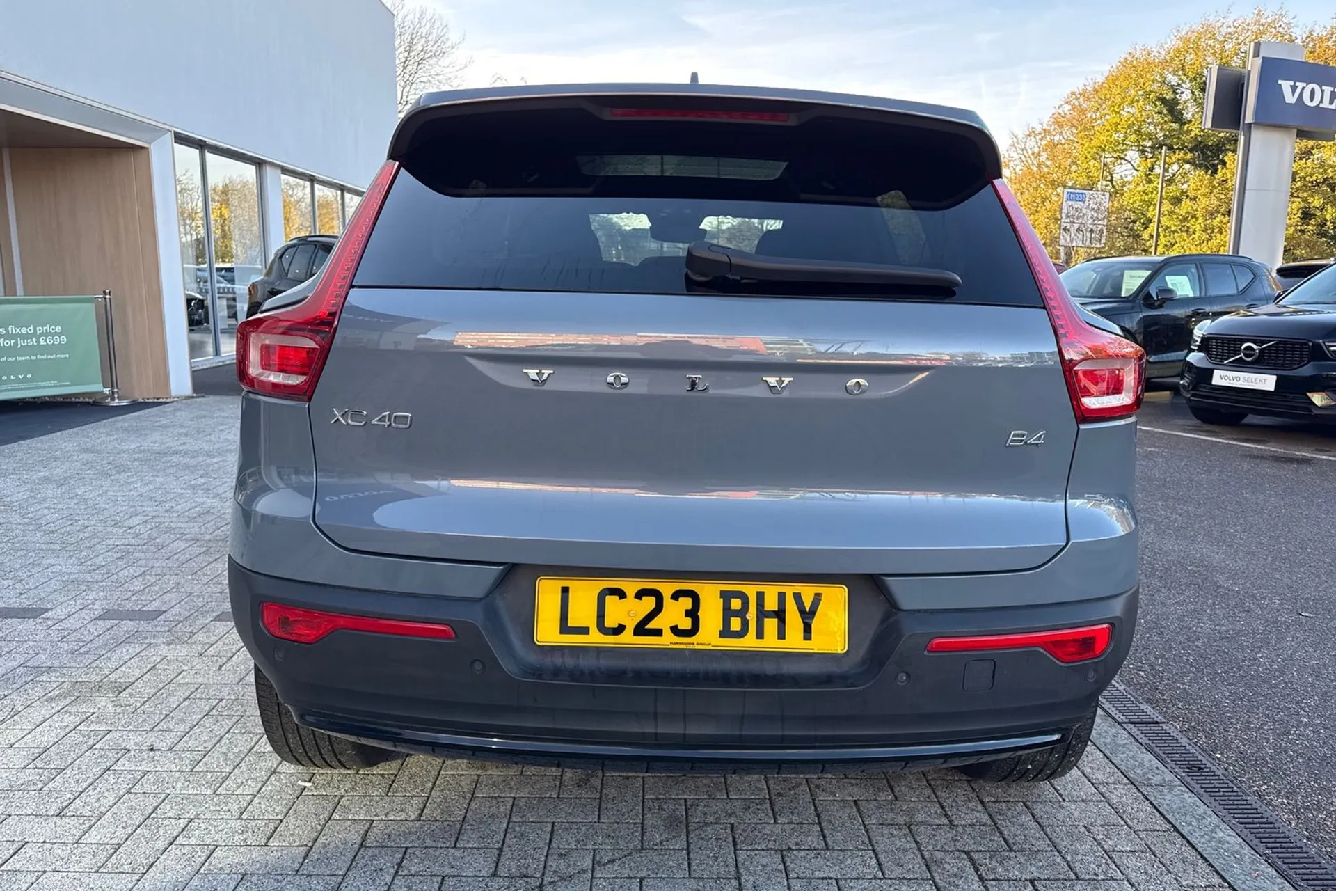 Volvo XC40 thumbnail image number 9