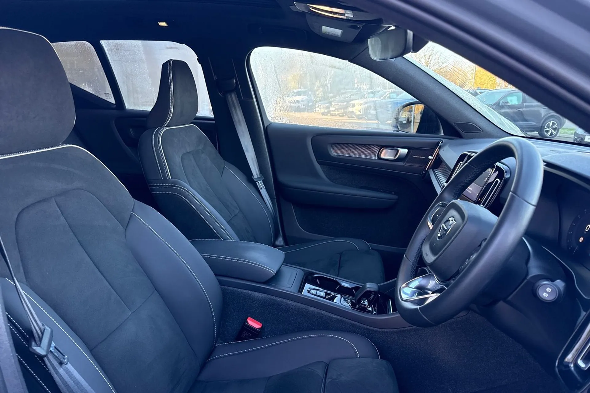 Volvo XC40 thumbnail image number 26