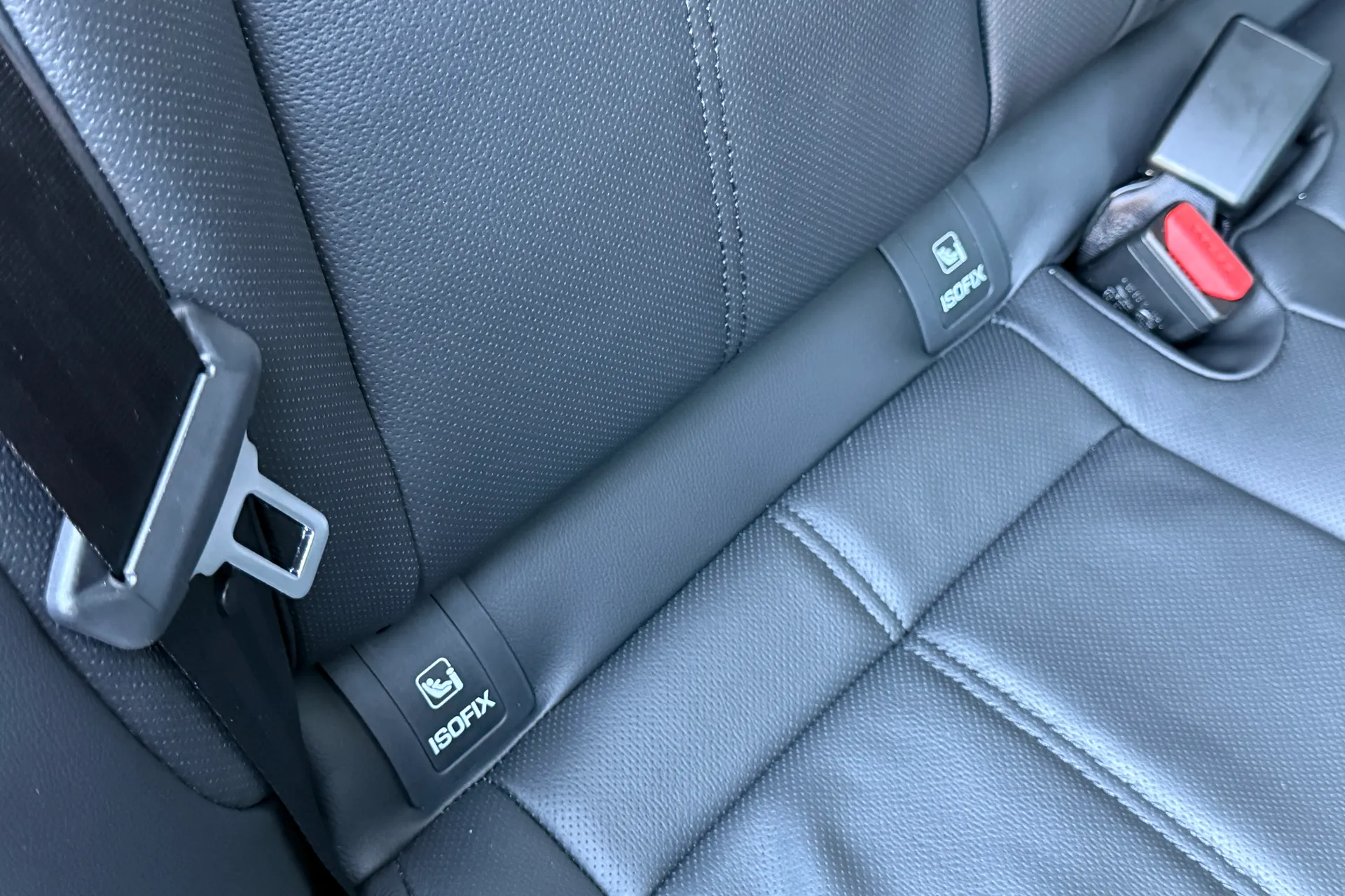 LAND ROVER RANGE ROVER VELAR thumbnail image number 40