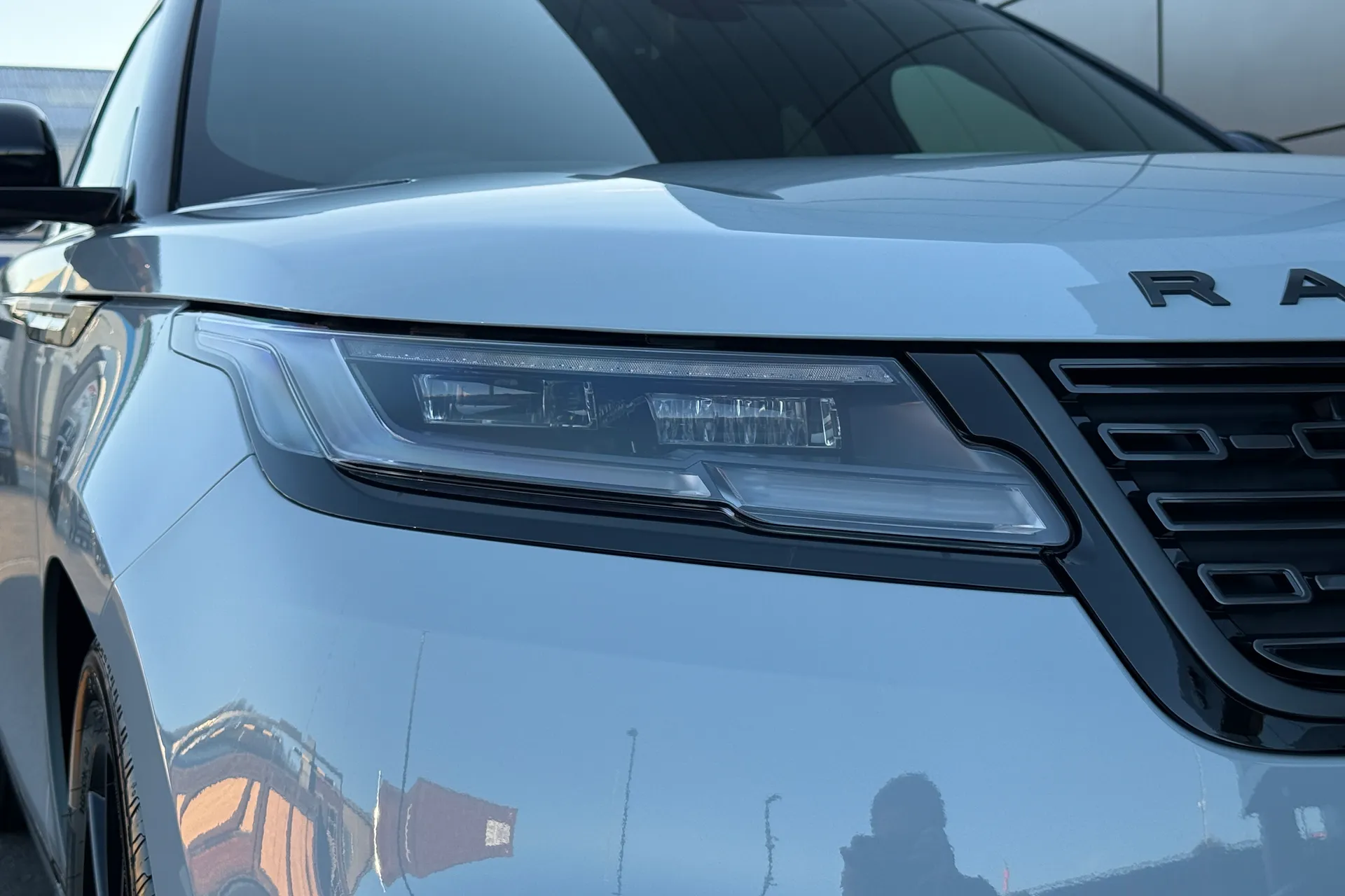 LAND ROVER RANGE ROVER VELAR thumbnail image number 26