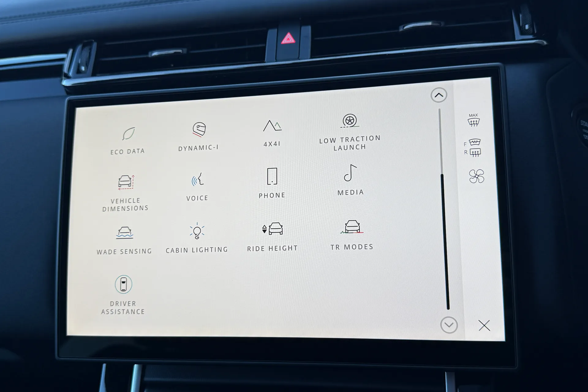 LAND ROVER RANGE ROVER VELAR thumbnail image number 55