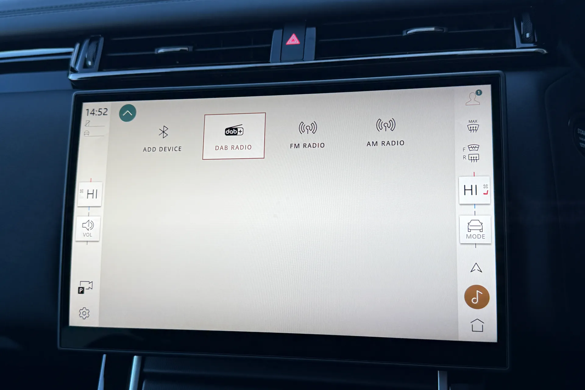 LAND ROVER RANGE ROVER VELAR thumbnail image number 21