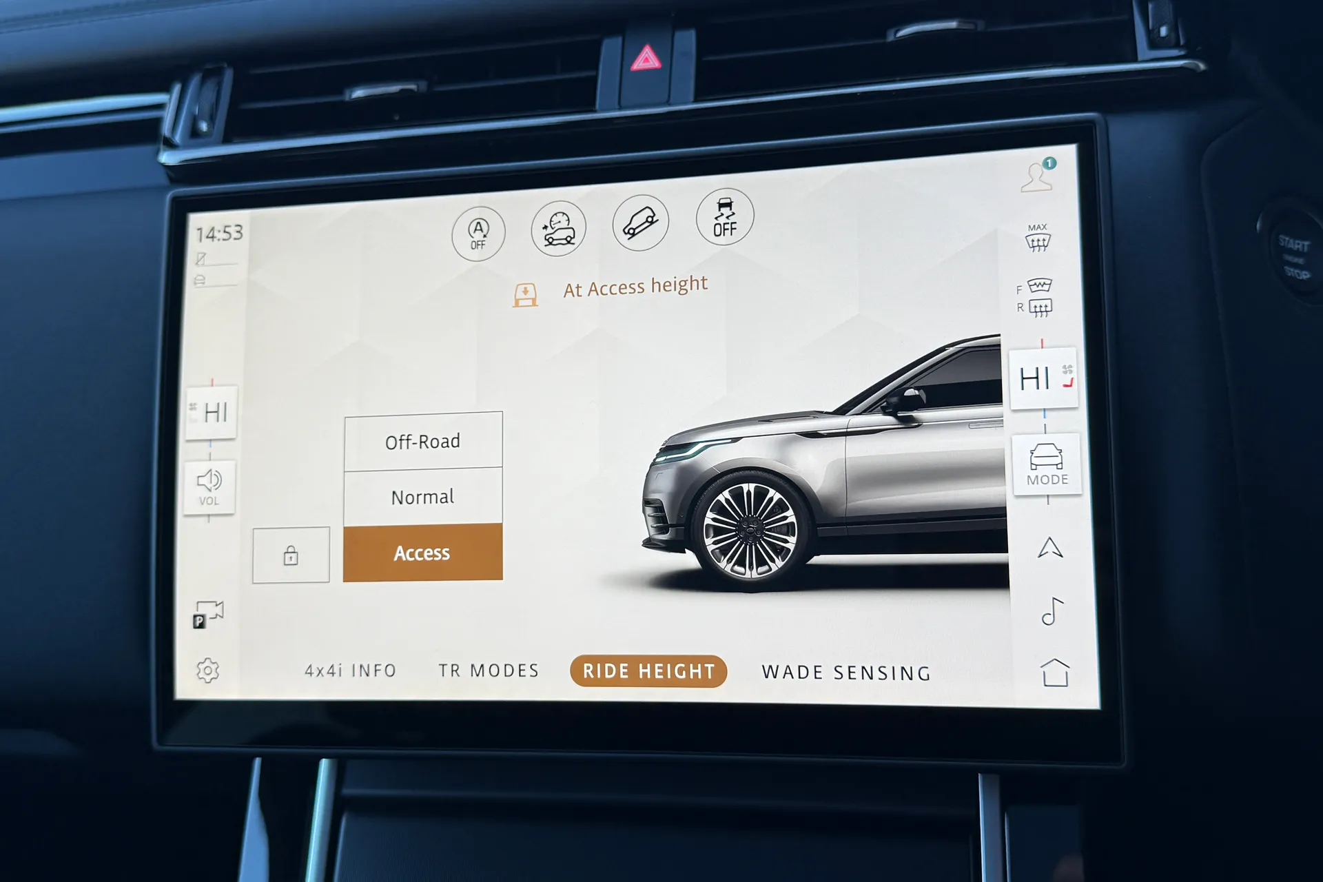 LAND ROVER RANGE ROVER VELAR thumbnail image number 56