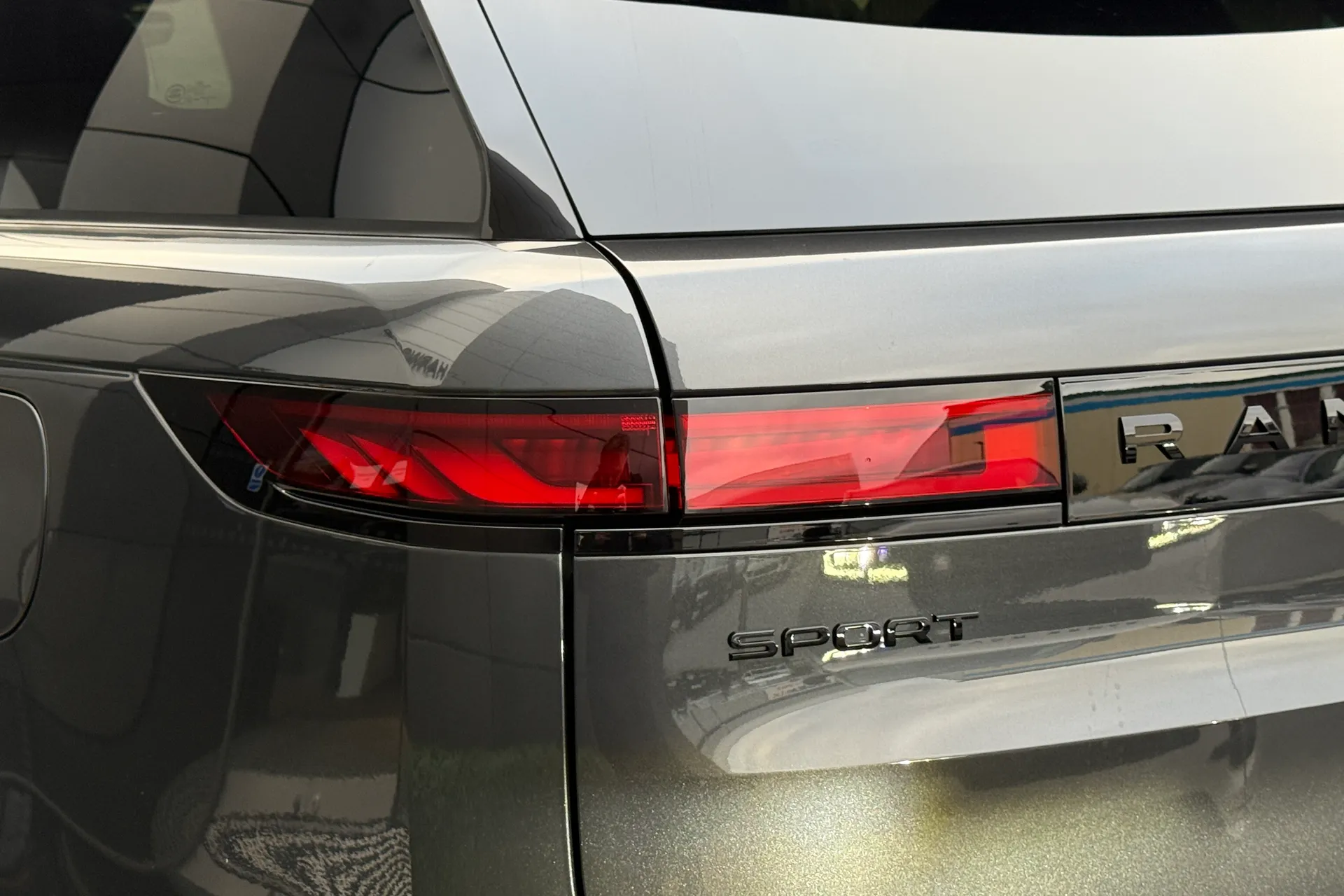 LAND ROVER RANGE ROVER SPORT thumbnail image number 43