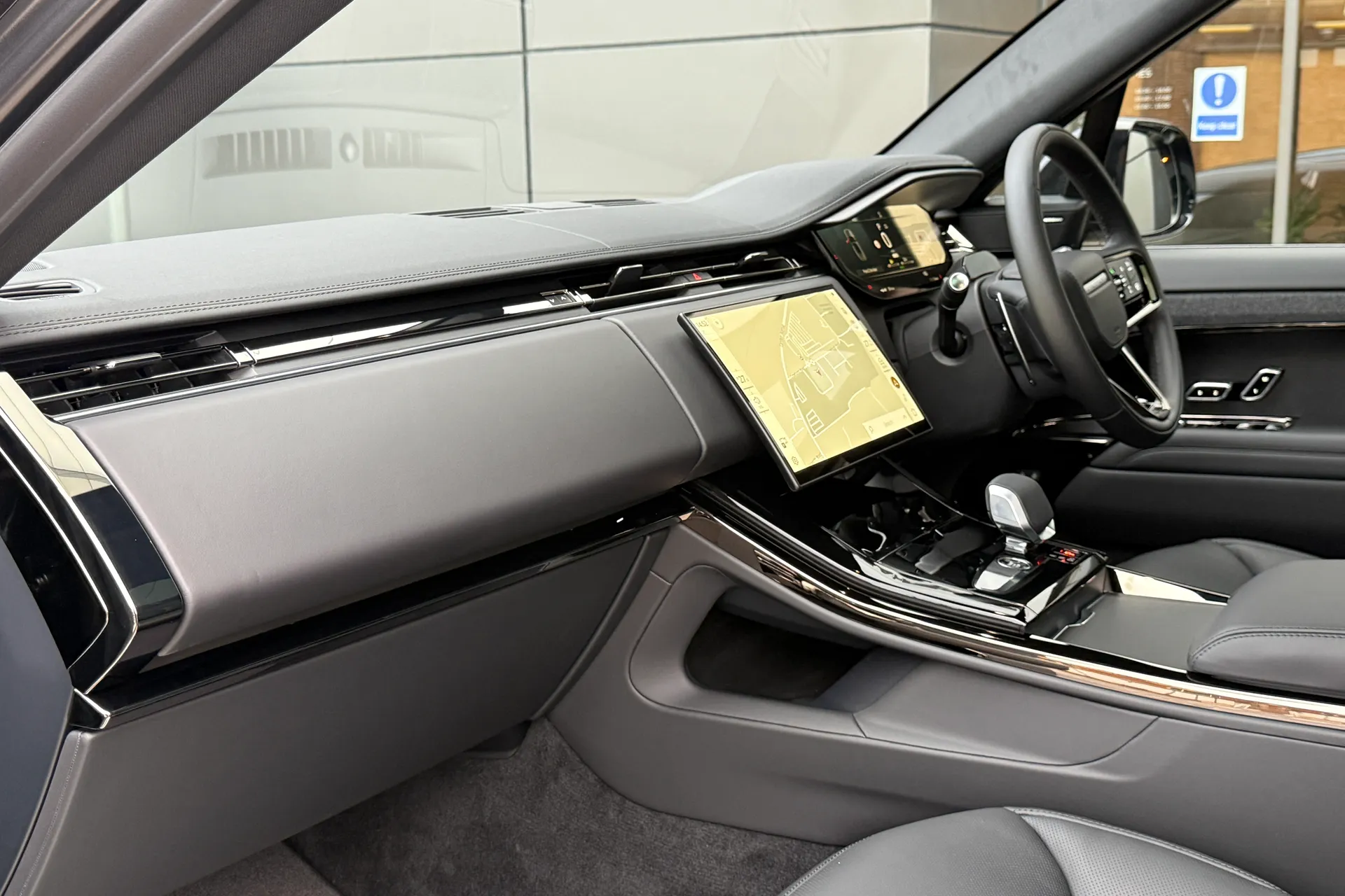 LAND ROVER RANGE ROVER SPORT thumbnail image number 50