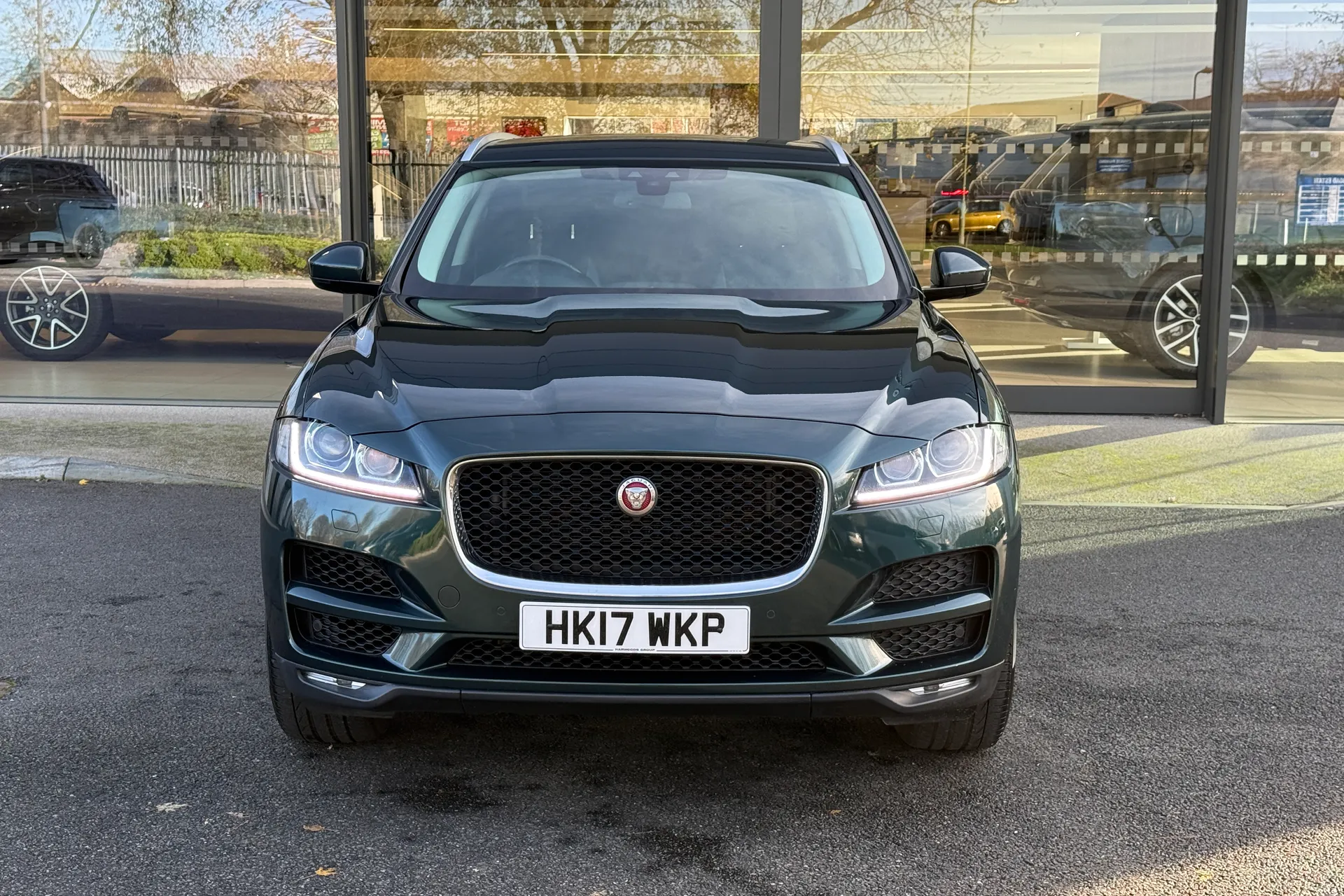 Jaguar F-PACE thumbnail image number 8