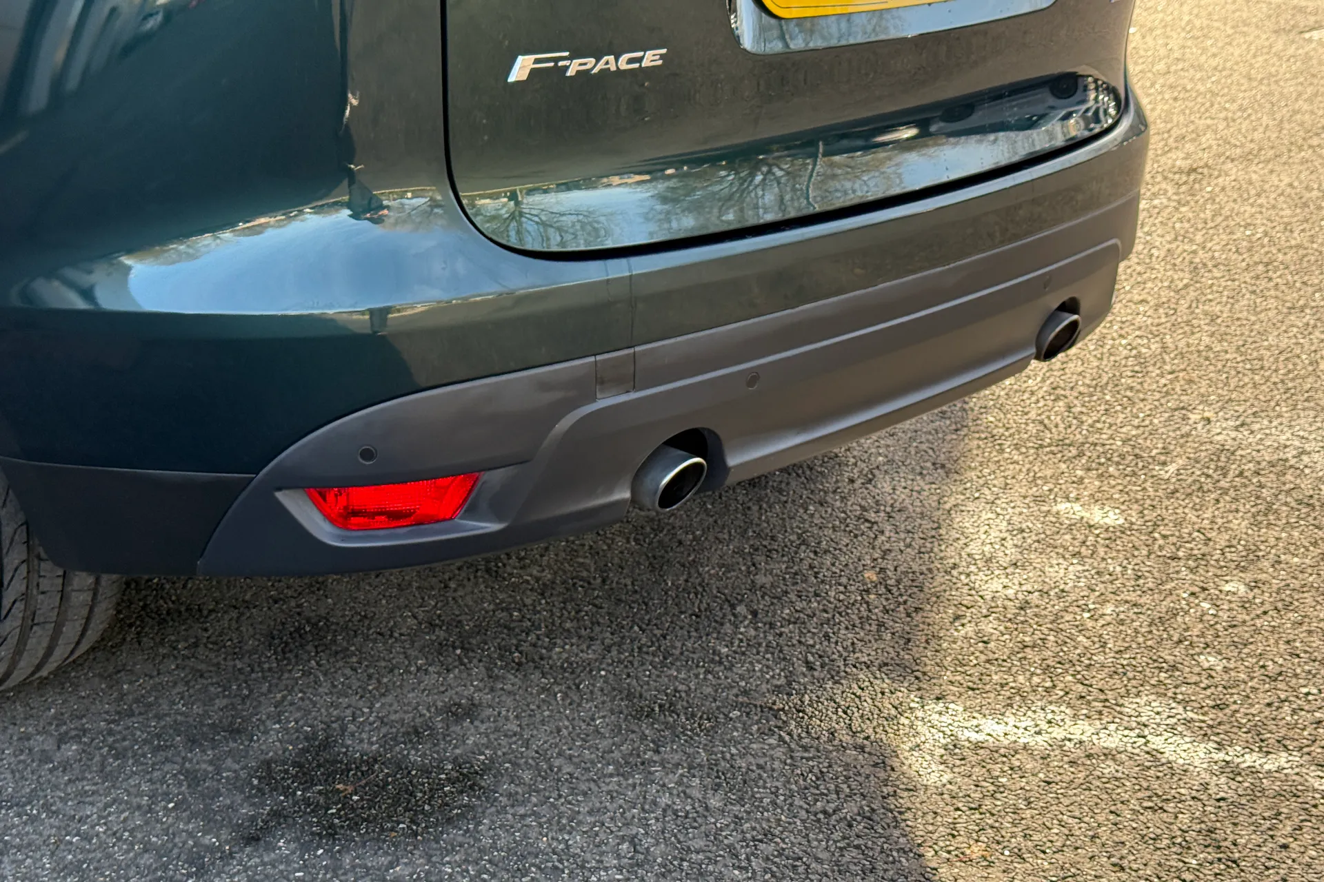 Jaguar F-PACE thumbnail image number 56