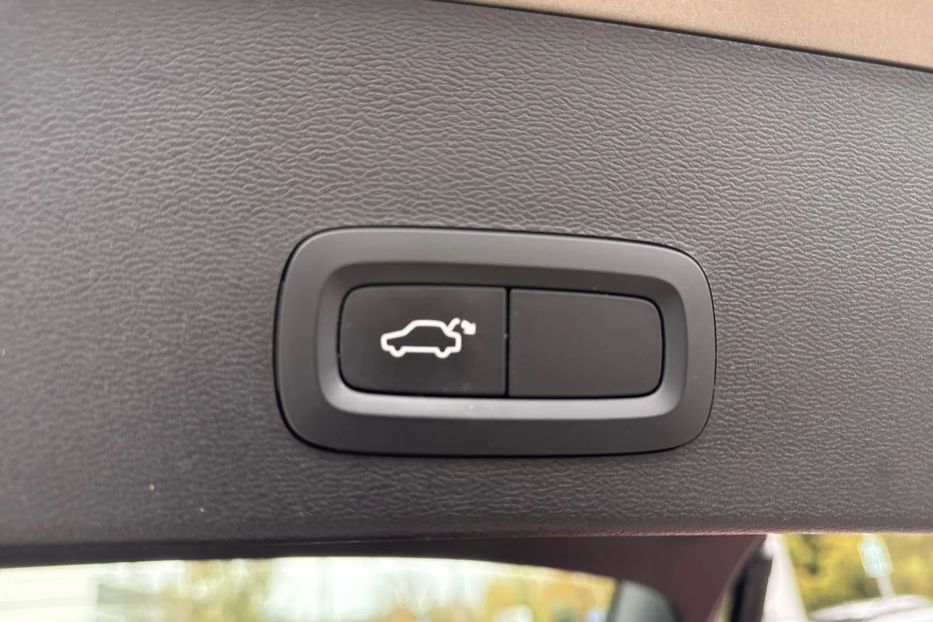 Volvo XC40 thumbnail image number 21