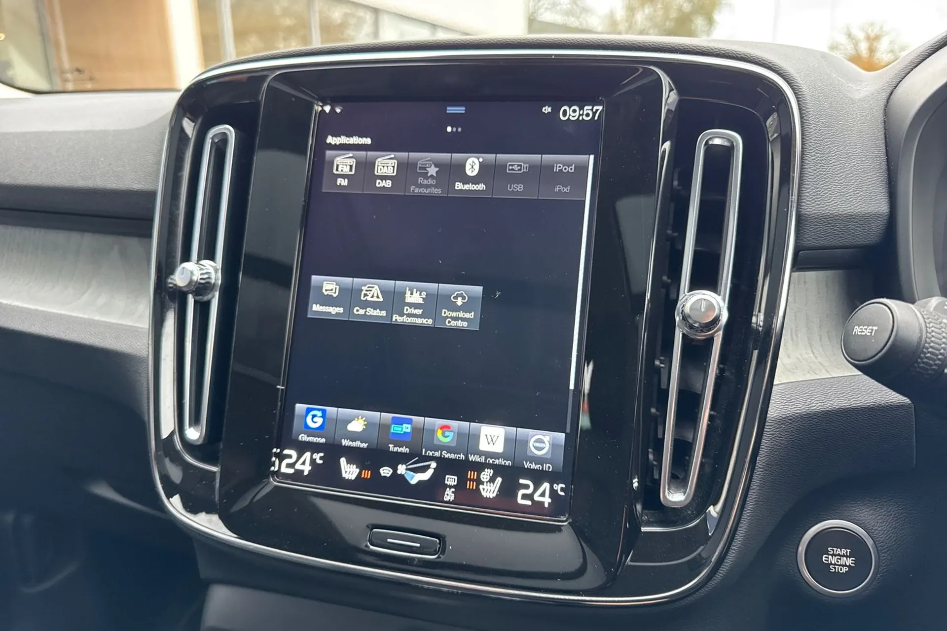 Volvo XC40 thumbnail image number 40