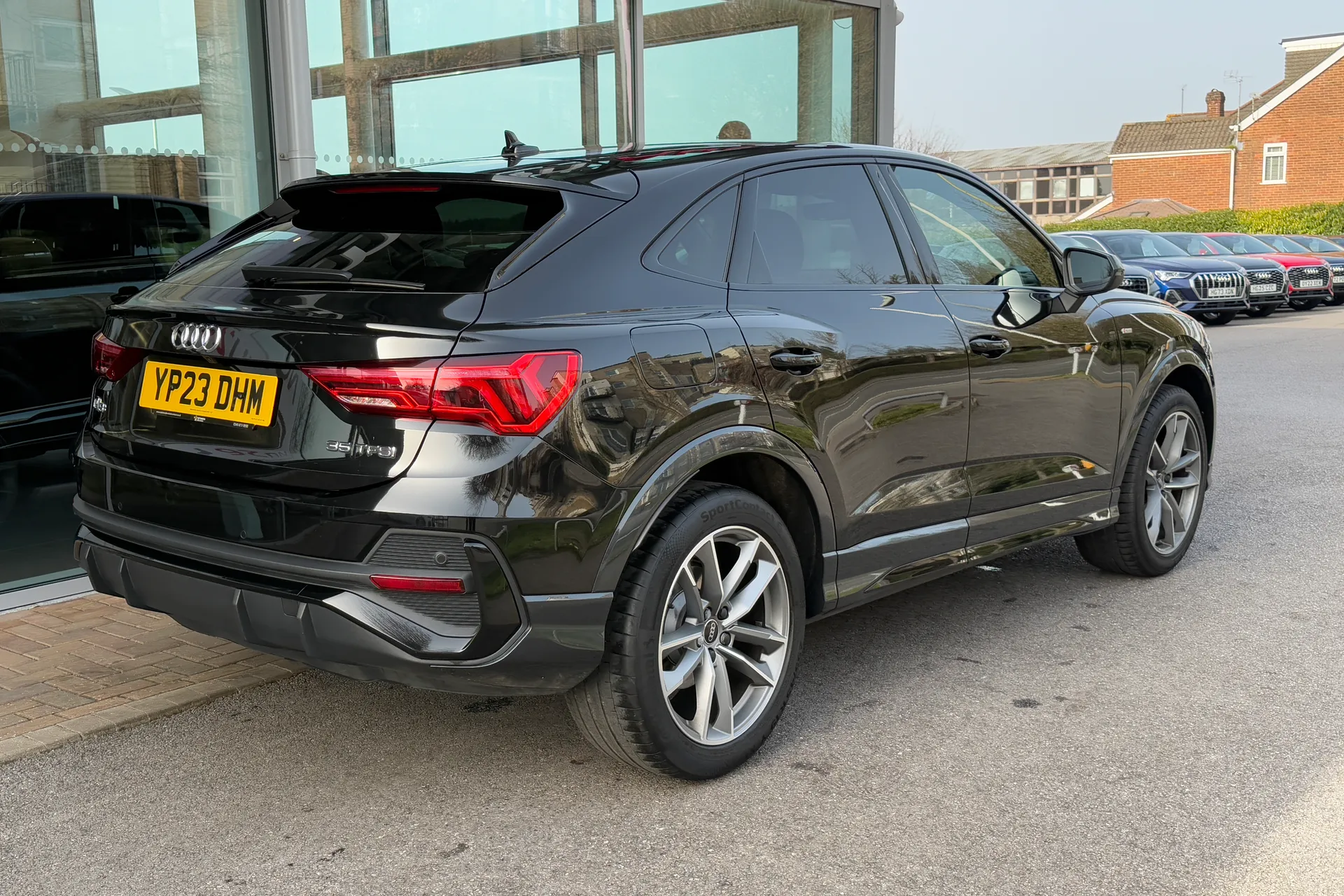 Audi Q3 thumbnail image number 58