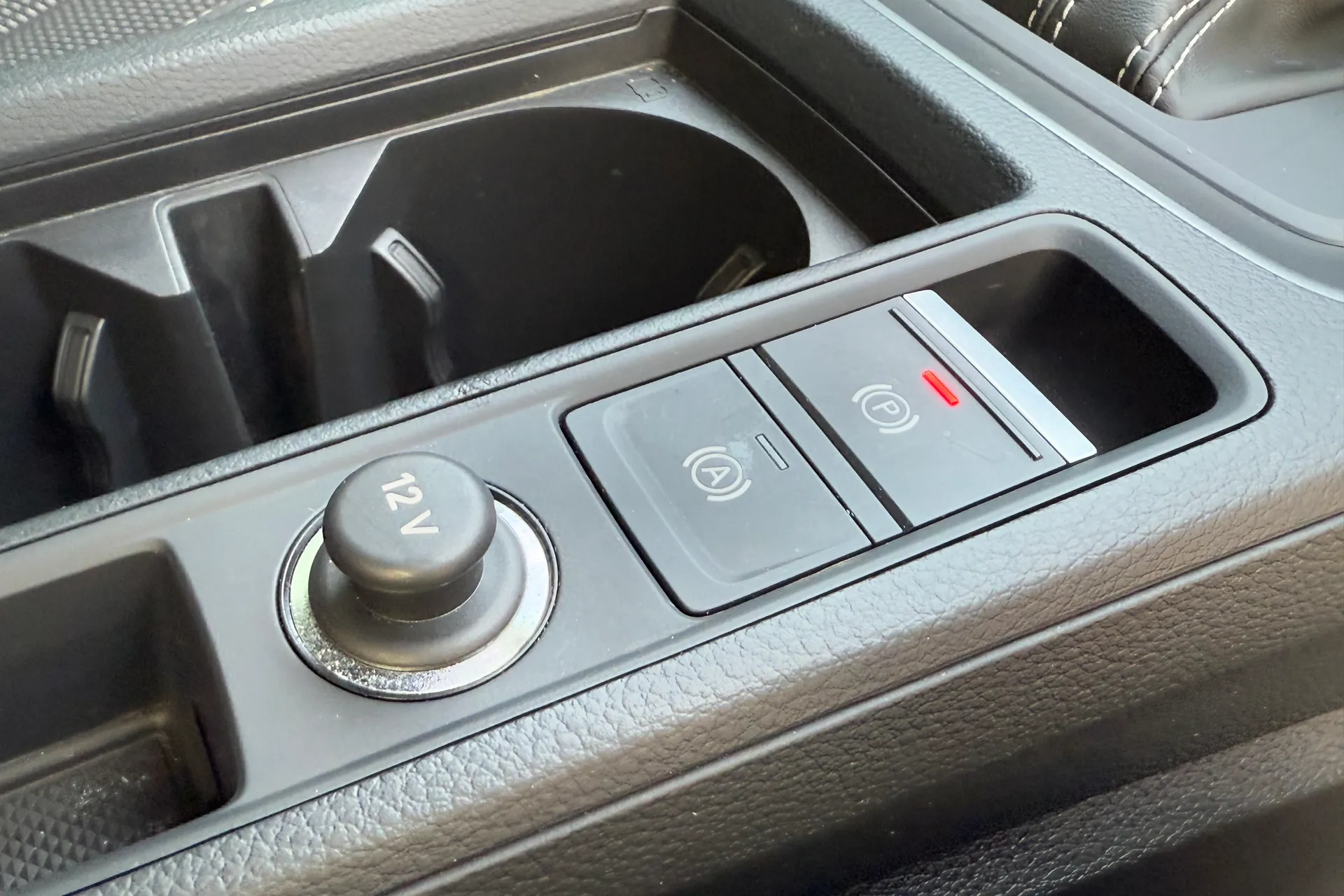 Audi Q3 thumbnail image number 62