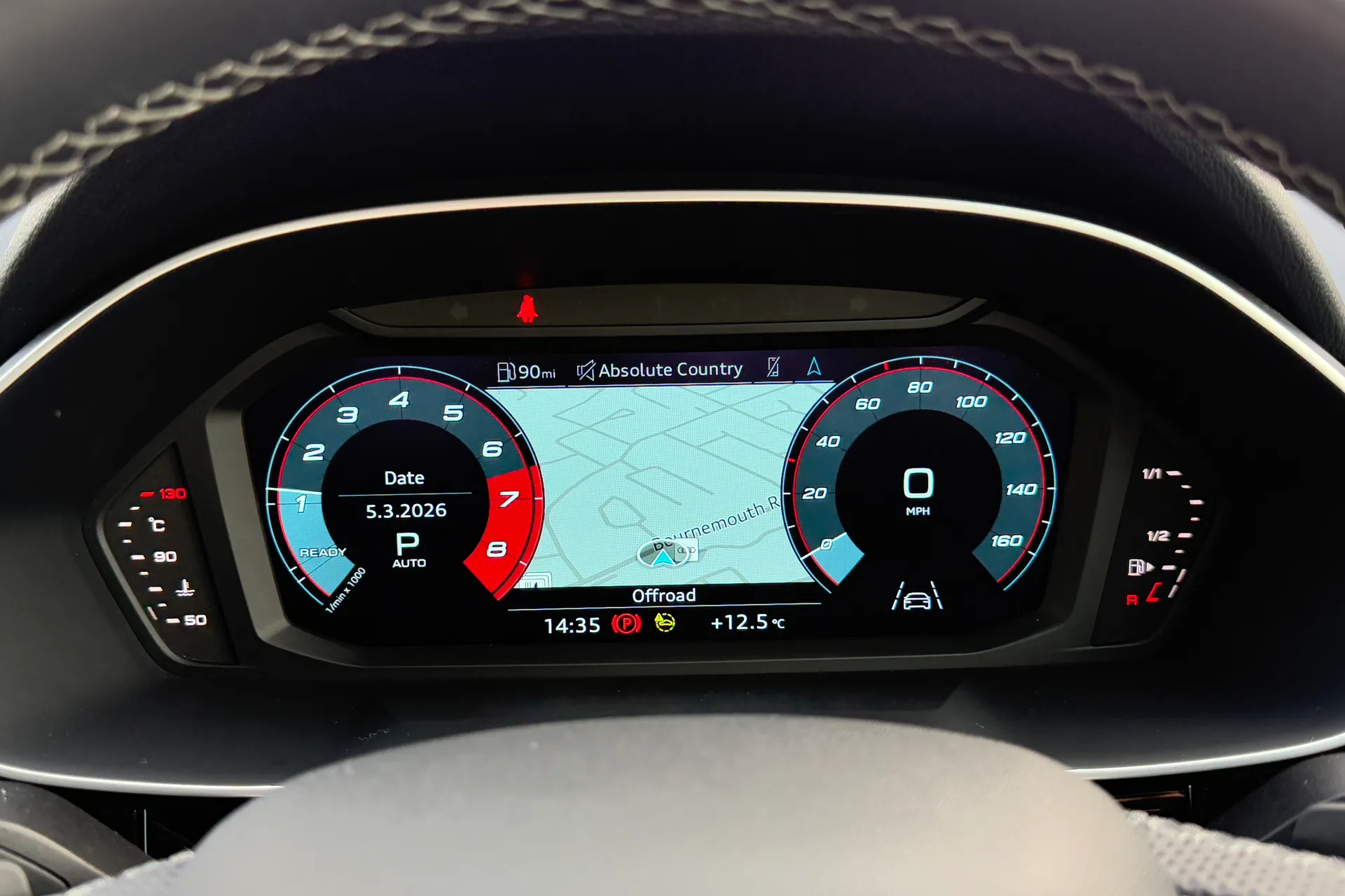 Audi Q3 thumbnail image number 8