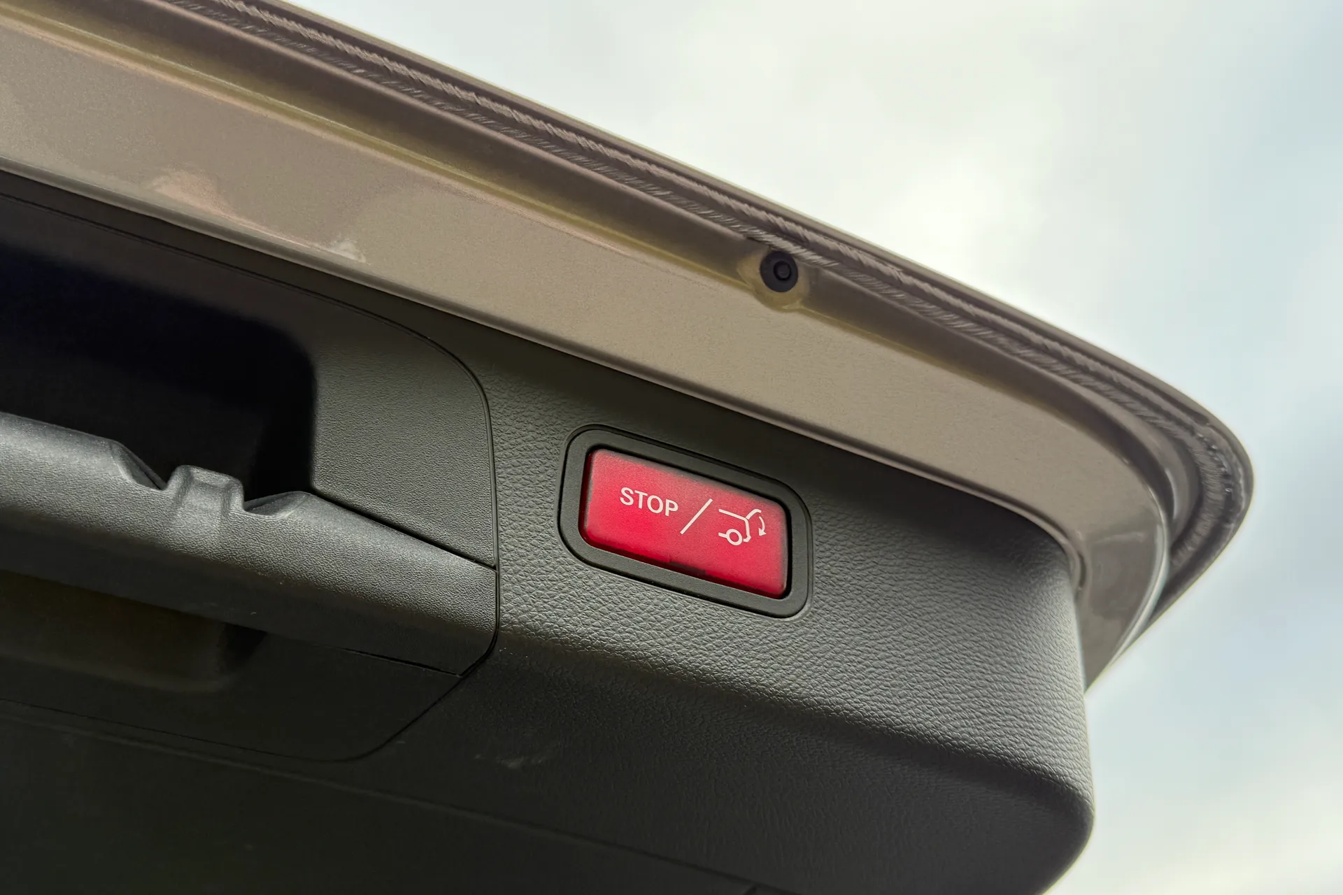 MERCEDES-BENZ GLC thumbnail image number 25