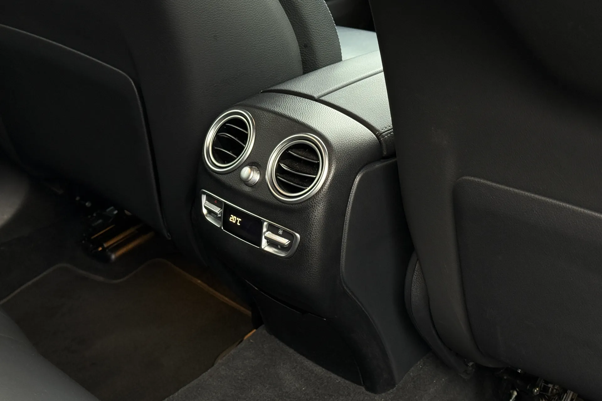 MERCEDES-BENZ GLC thumbnail image number 31