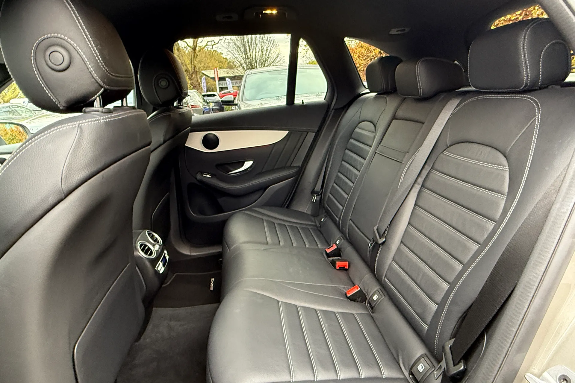 MERCEDES-BENZ GLC thumbnail image number 41