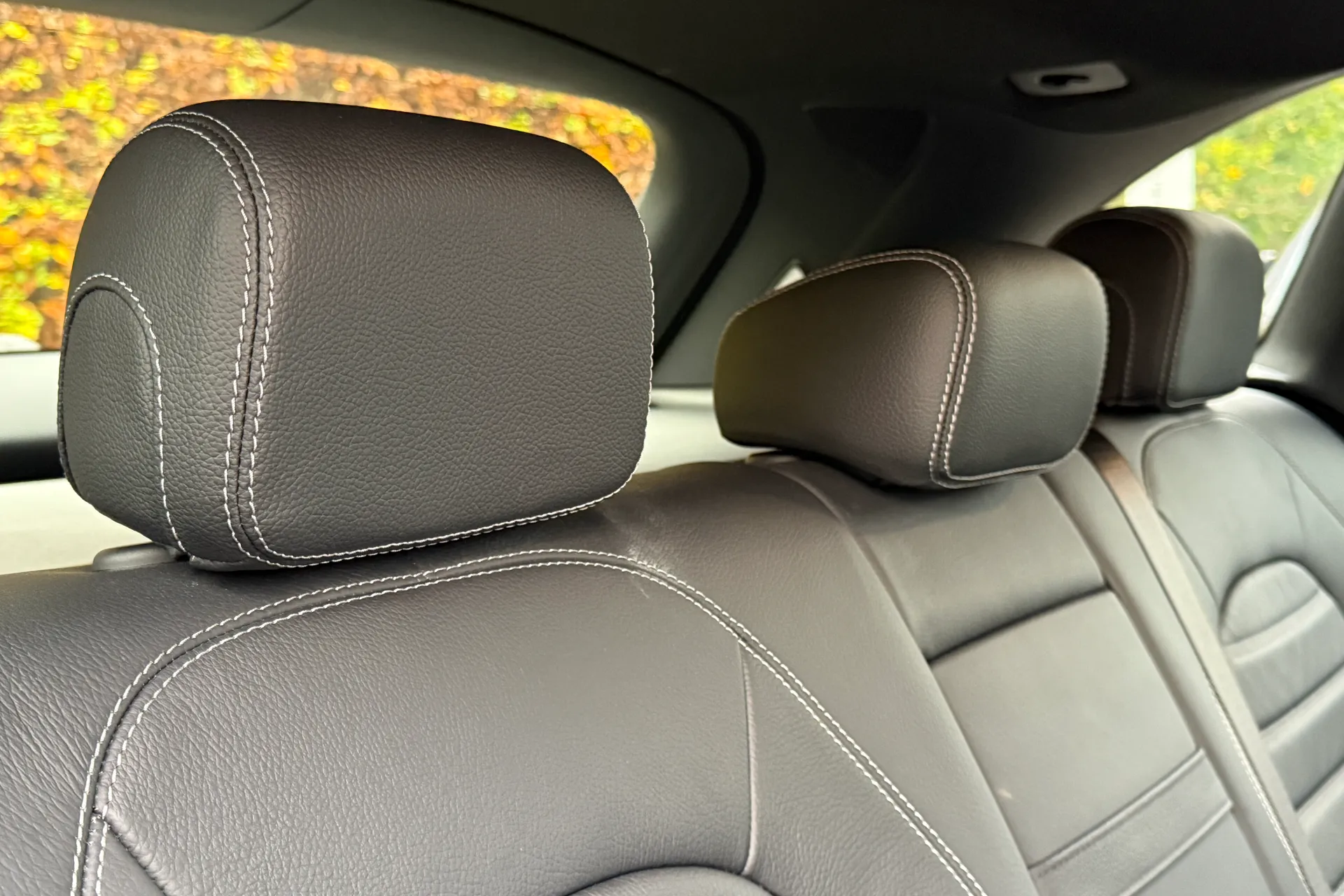 MERCEDES-BENZ GLC thumbnail image number 28