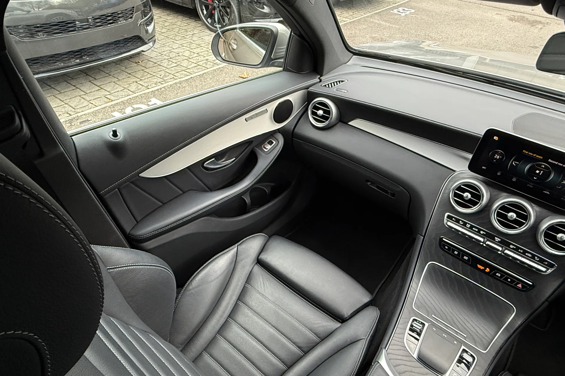 MERCEDES-BENZ GLC thumbnail image number 19