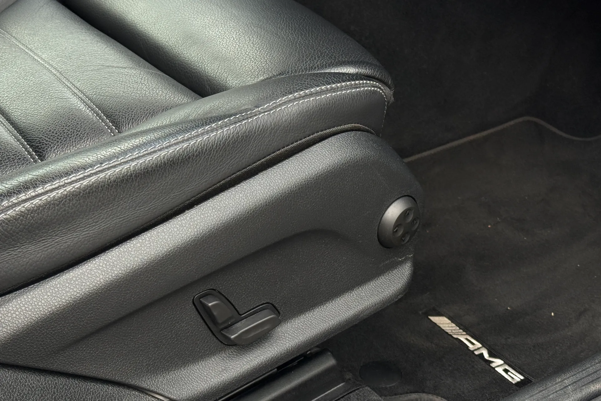 MERCEDES-BENZ GLC thumbnail image number 33