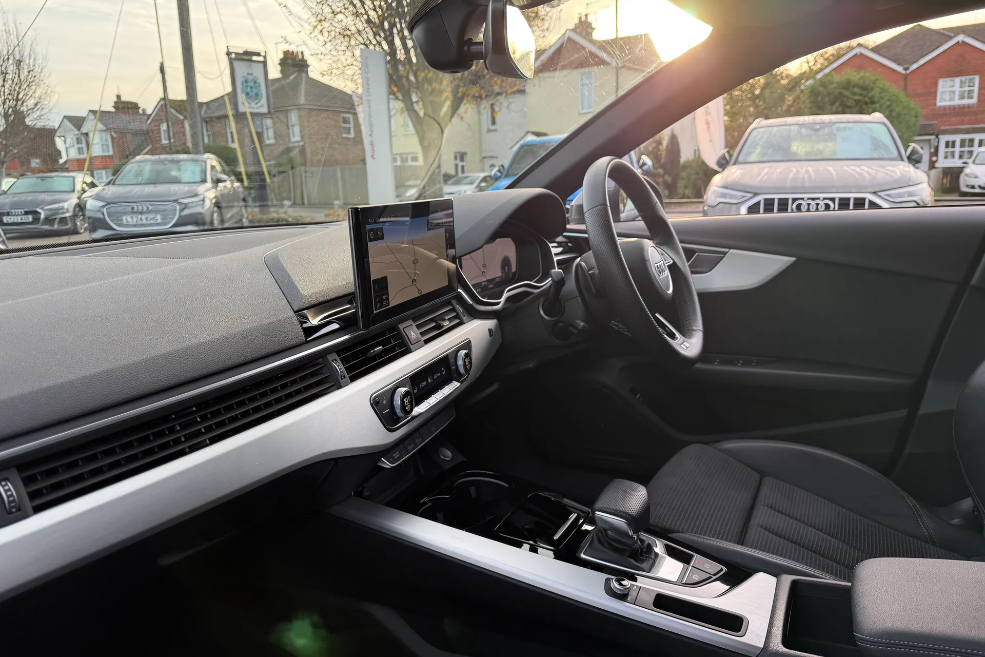 Audi A4 thumbnail image number 26