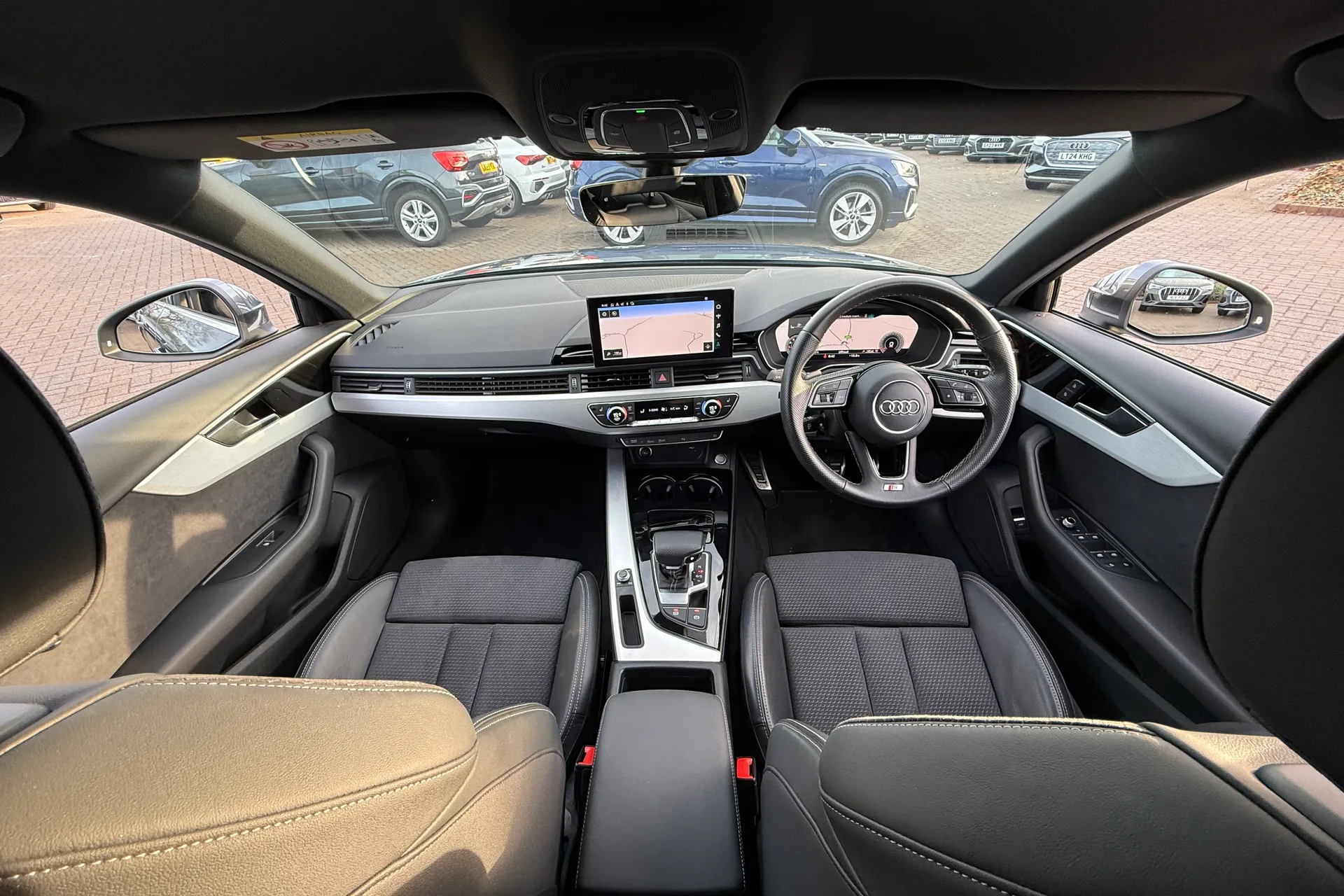 Audi A4 thumbnail image number 3