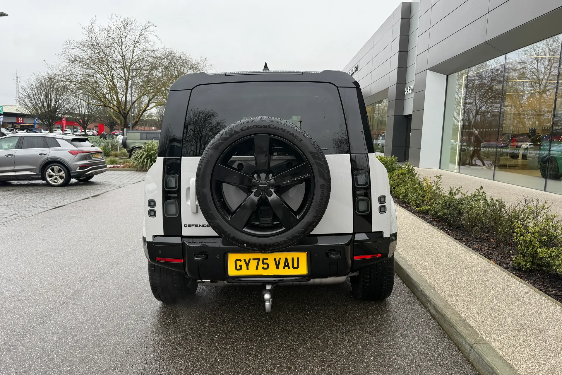 LAND ROVER DEFENDER thumbnail image number 12