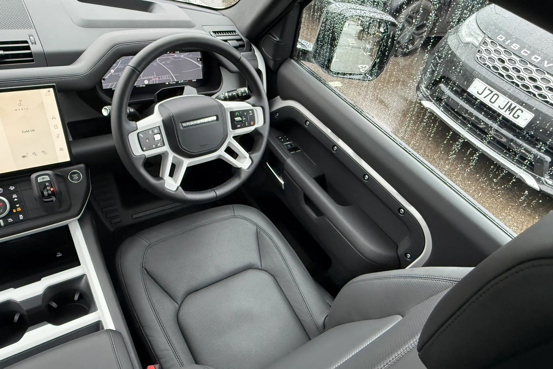 LAND ROVER DEFENDER thumbnail image number 26