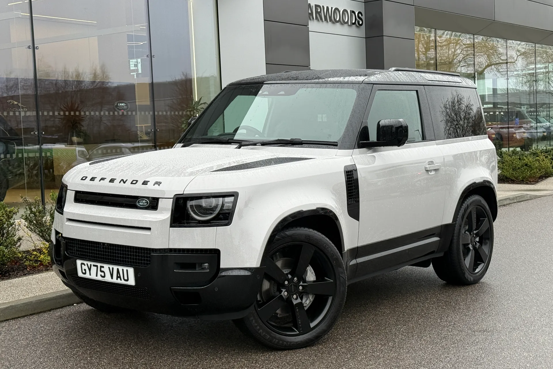 LAND ROVER DEFENDER thumbnail image number 16