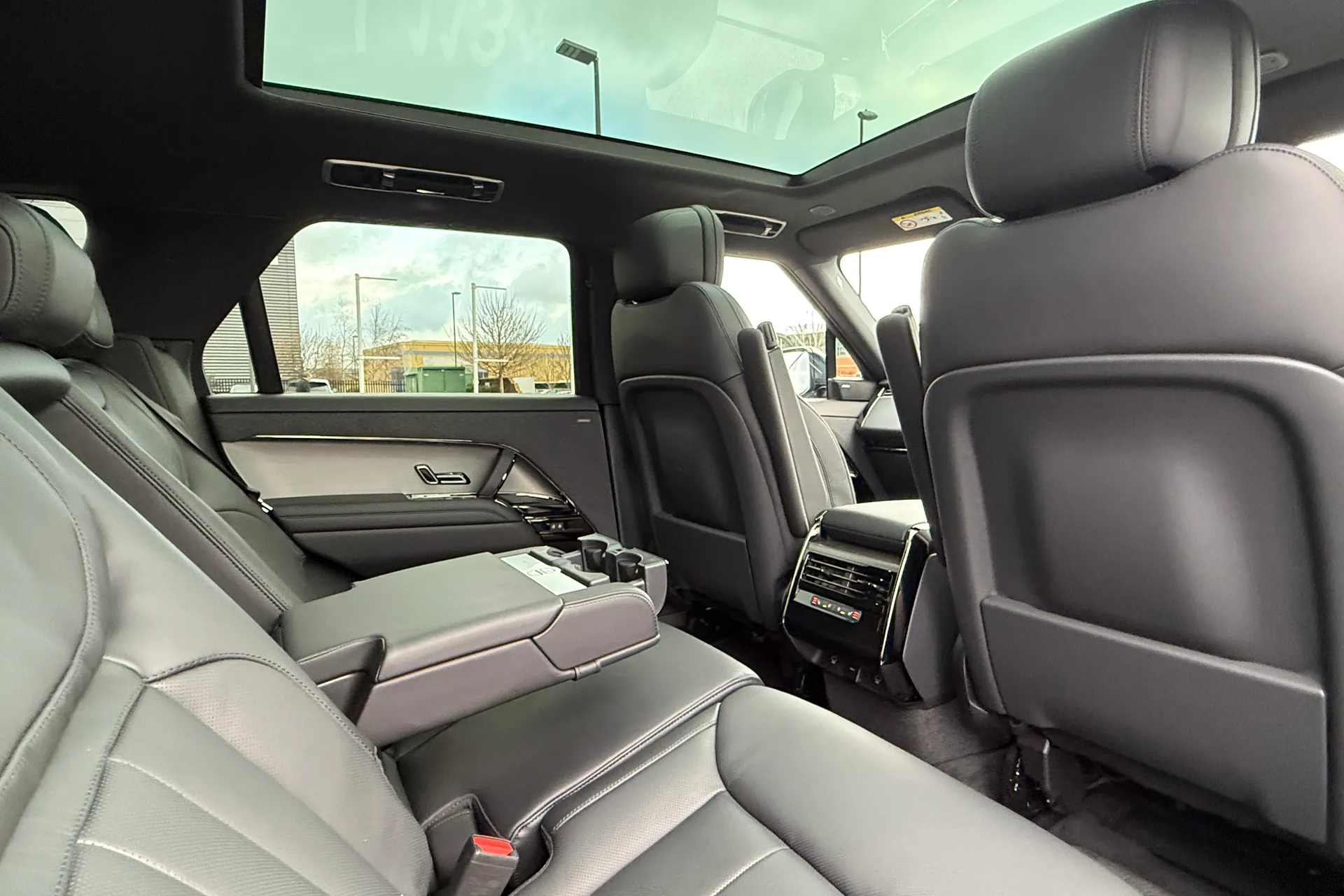 LAND ROVER RANGE ROVER SPORT thumbnail image number 30