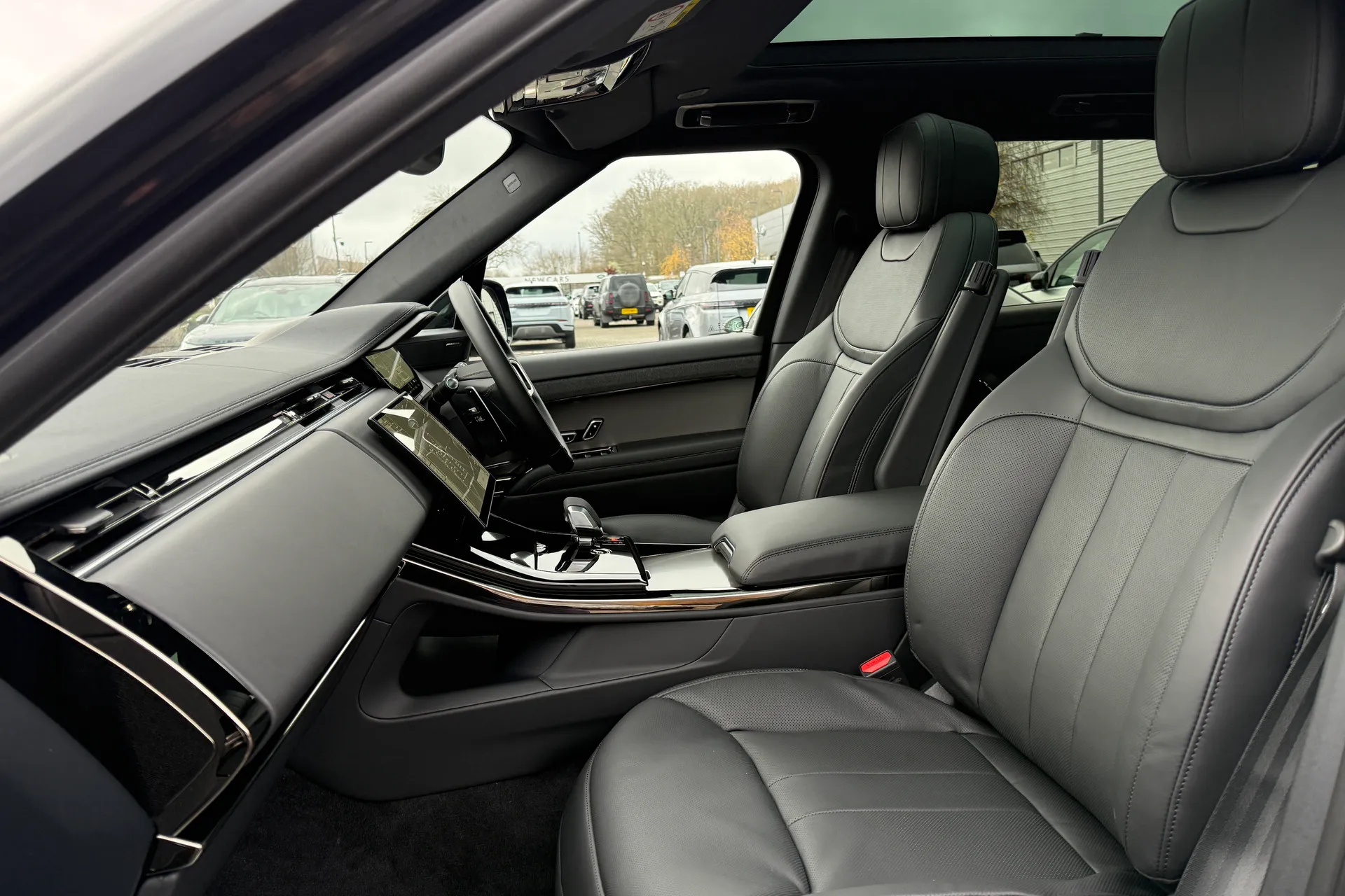 LAND ROVER RANGE ROVER SPORT thumbnail image number 38