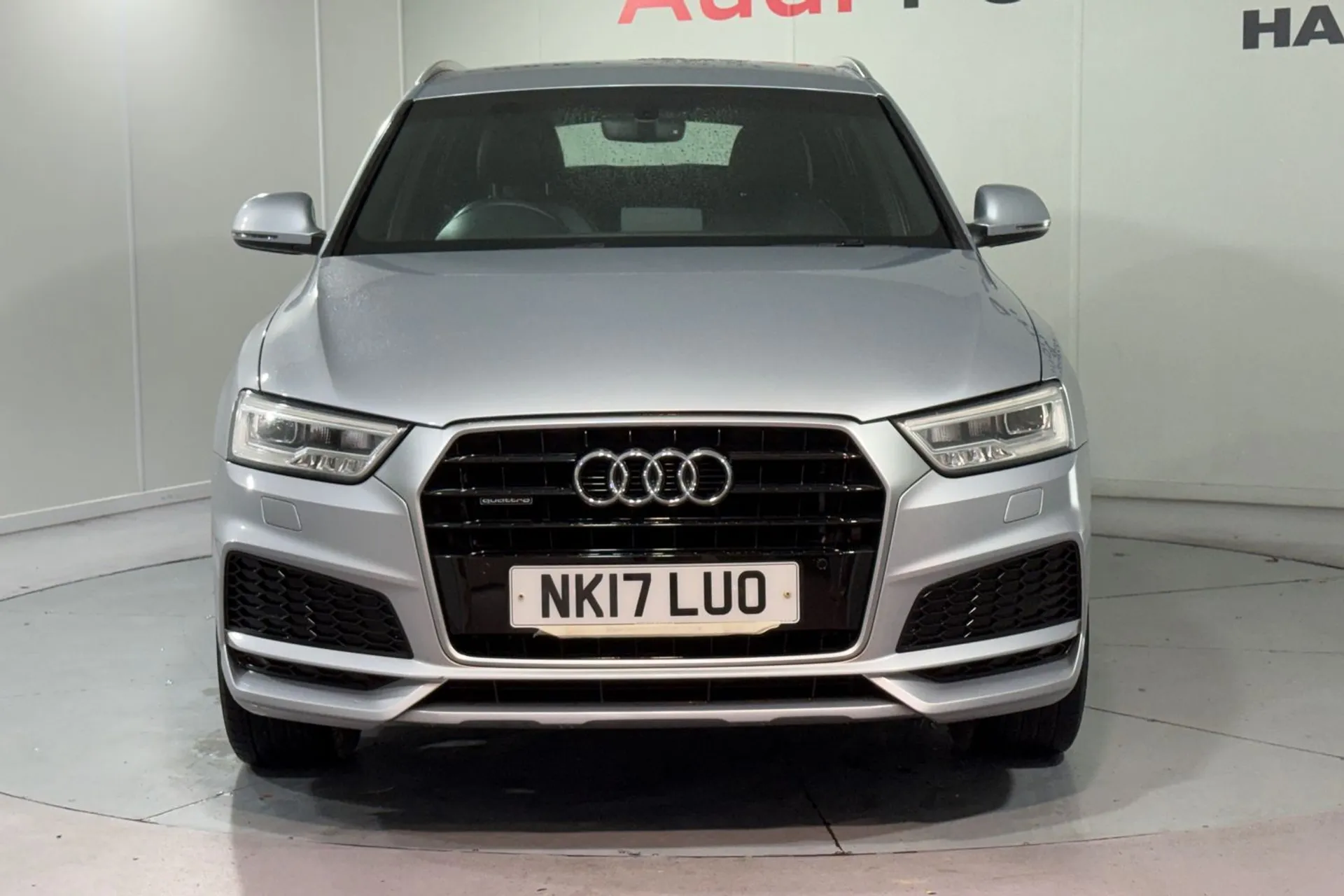 Audi Q3 thumbnail image number 6