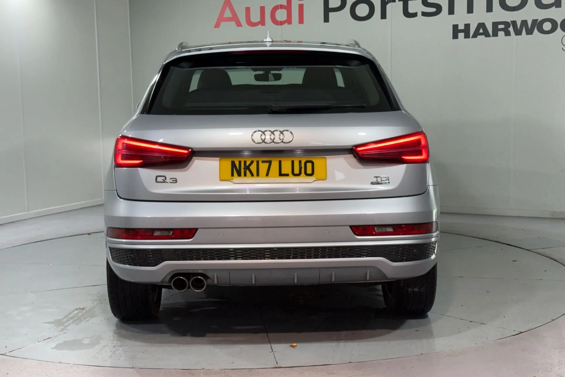 Audi Q3 thumbnail image number 7