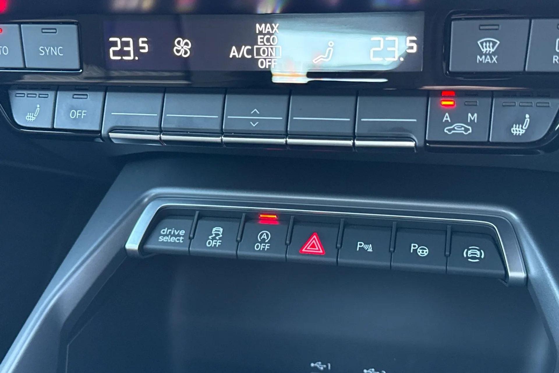 Audi A3 thumbnail image number 28