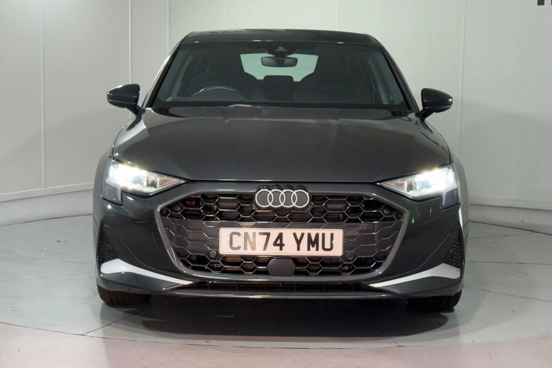 Audi A3 thumbnail image number 6
