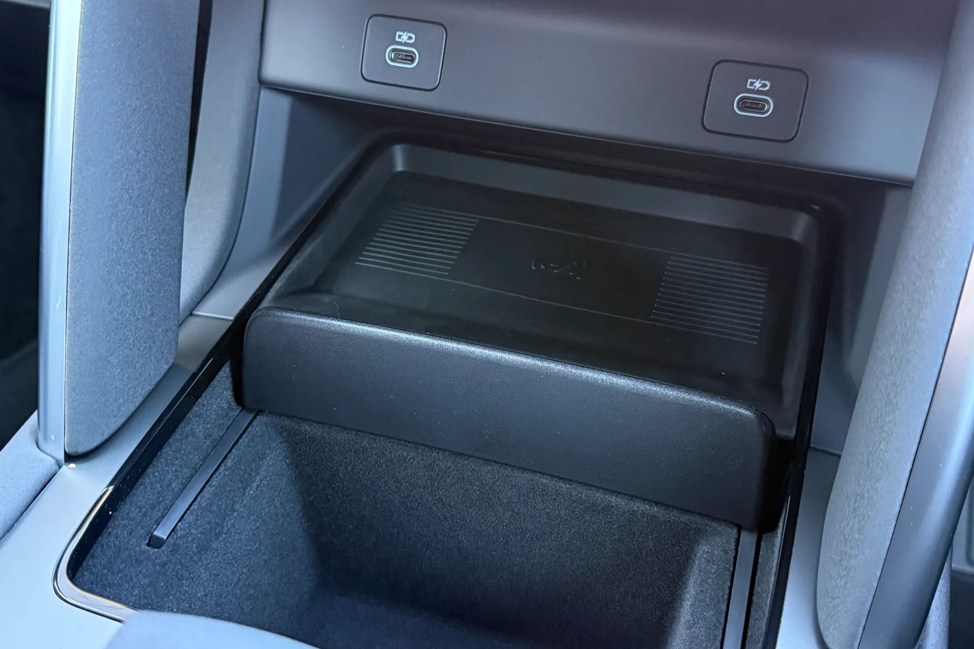 LAND ROVER DISCOVERY SPORT thumbnail image number 30