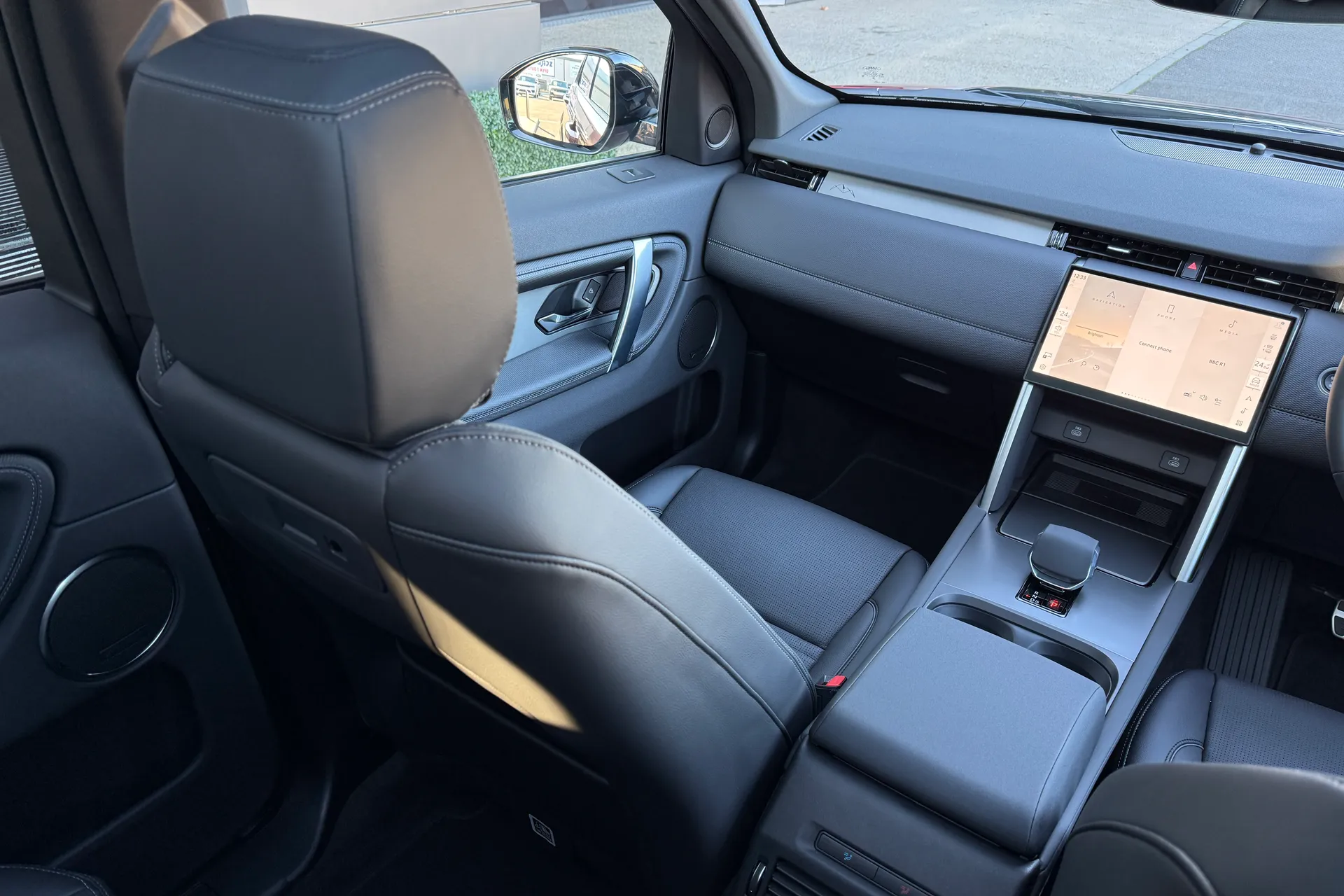 LAND ROVER DISCOVERY SPORT thumbnail image number 49