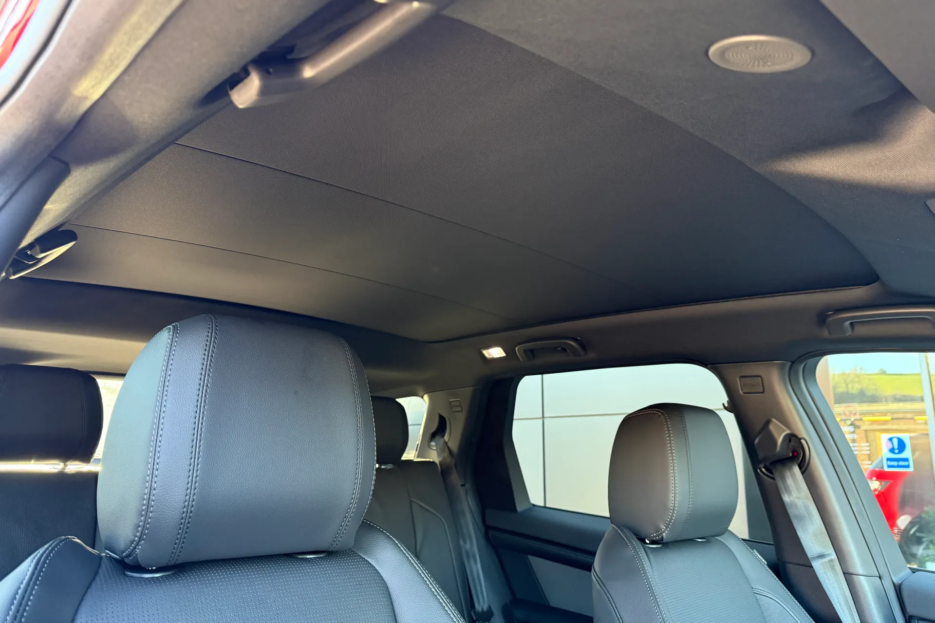 LAND ROVER DISCOVERY SPORT thumbnail image number 8