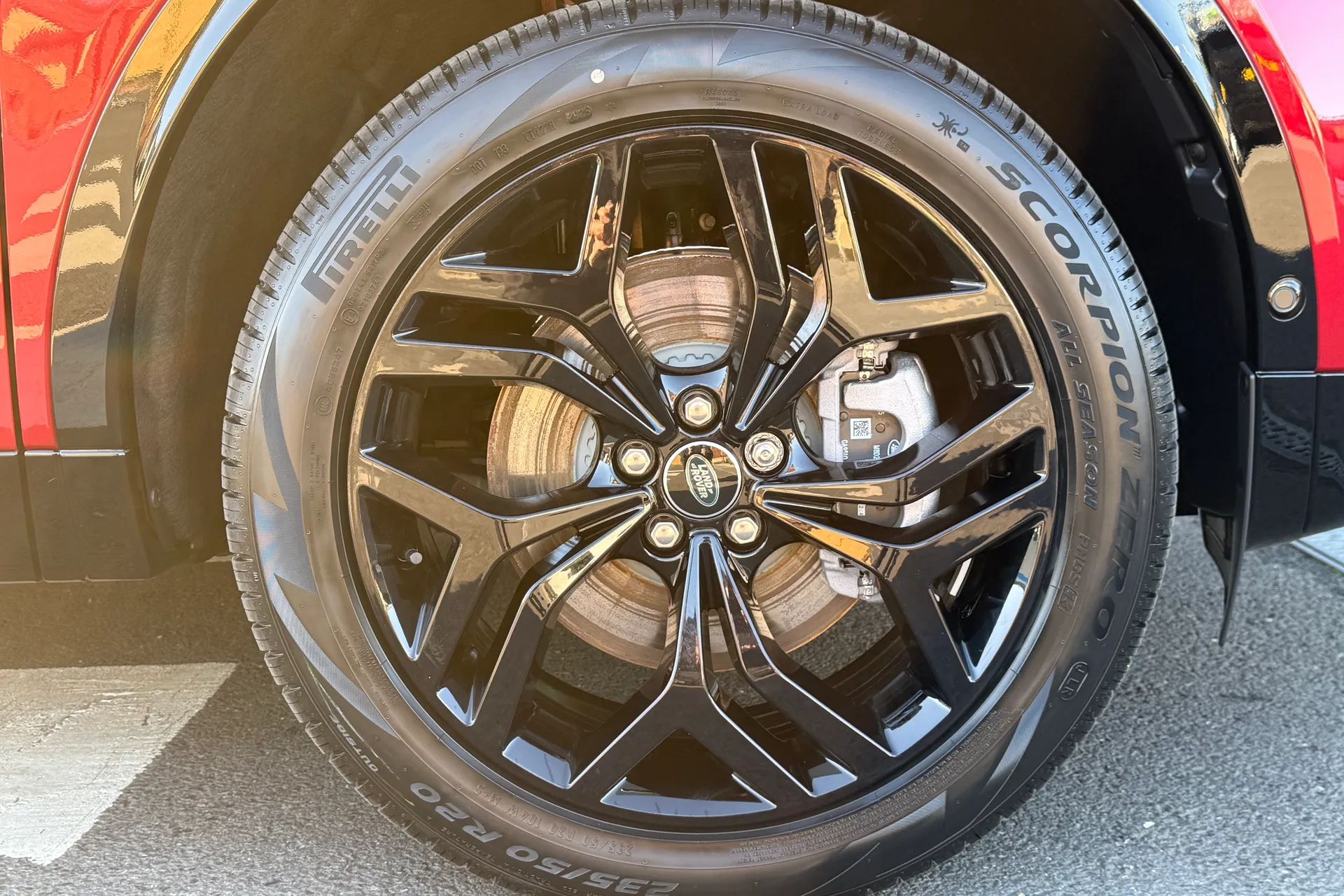 LAND ROVER DISCOVERY SPORT thumbnail image number 16