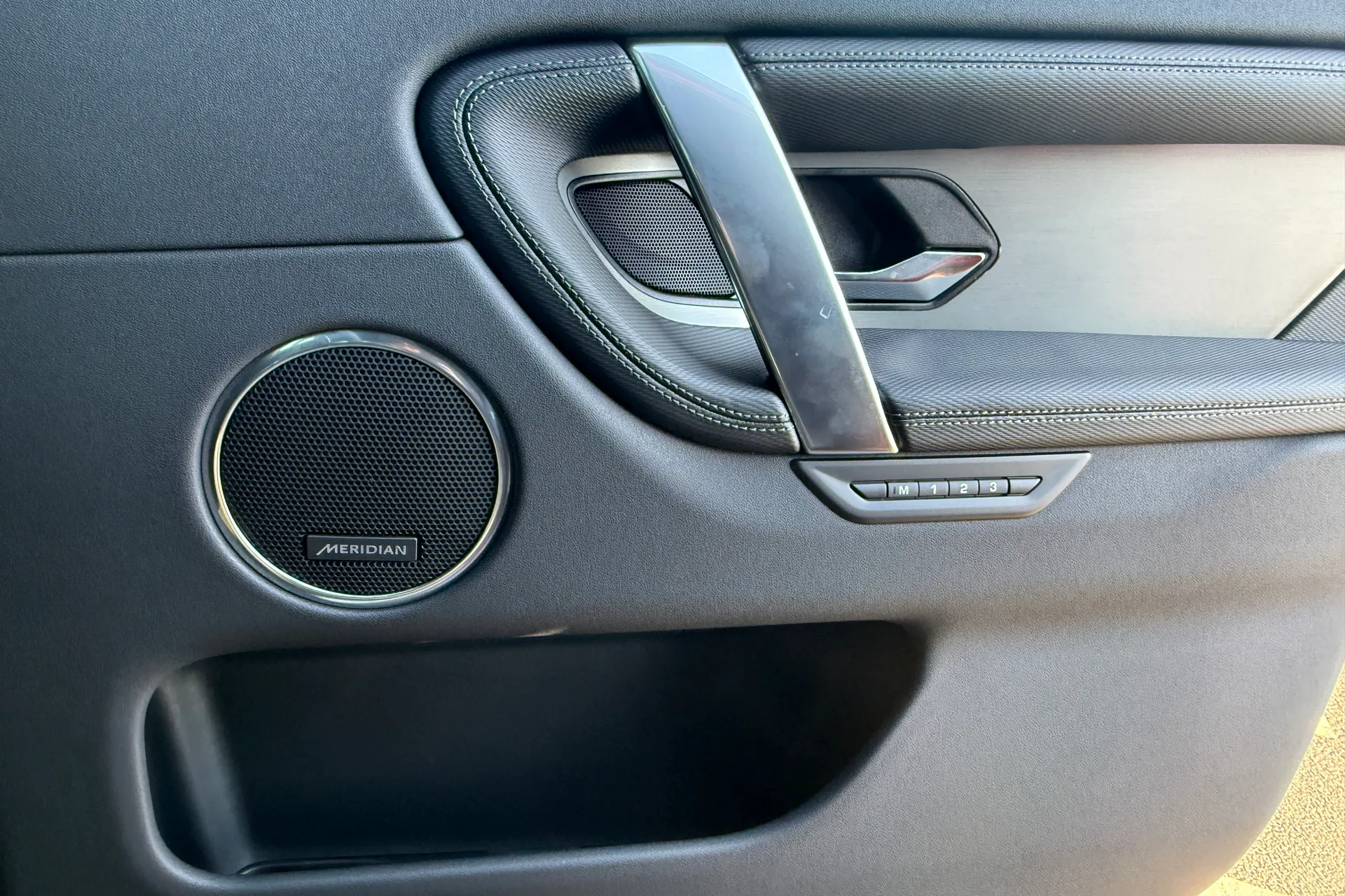 LAND ROVER DISCOVERY SPORT thumbnail image number 41