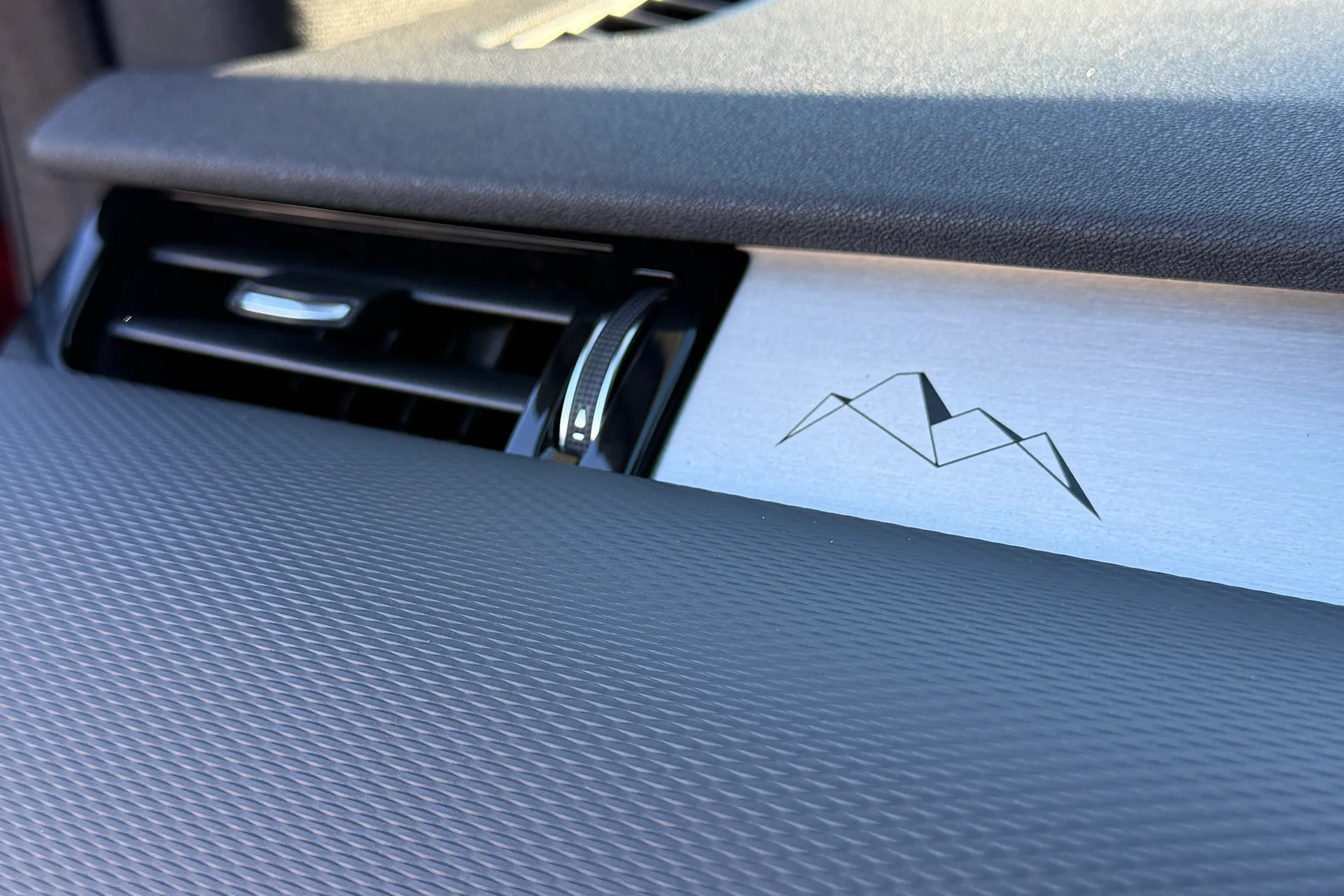 LAND ROVER DISCOVERY SPORT thumbnail image number 50