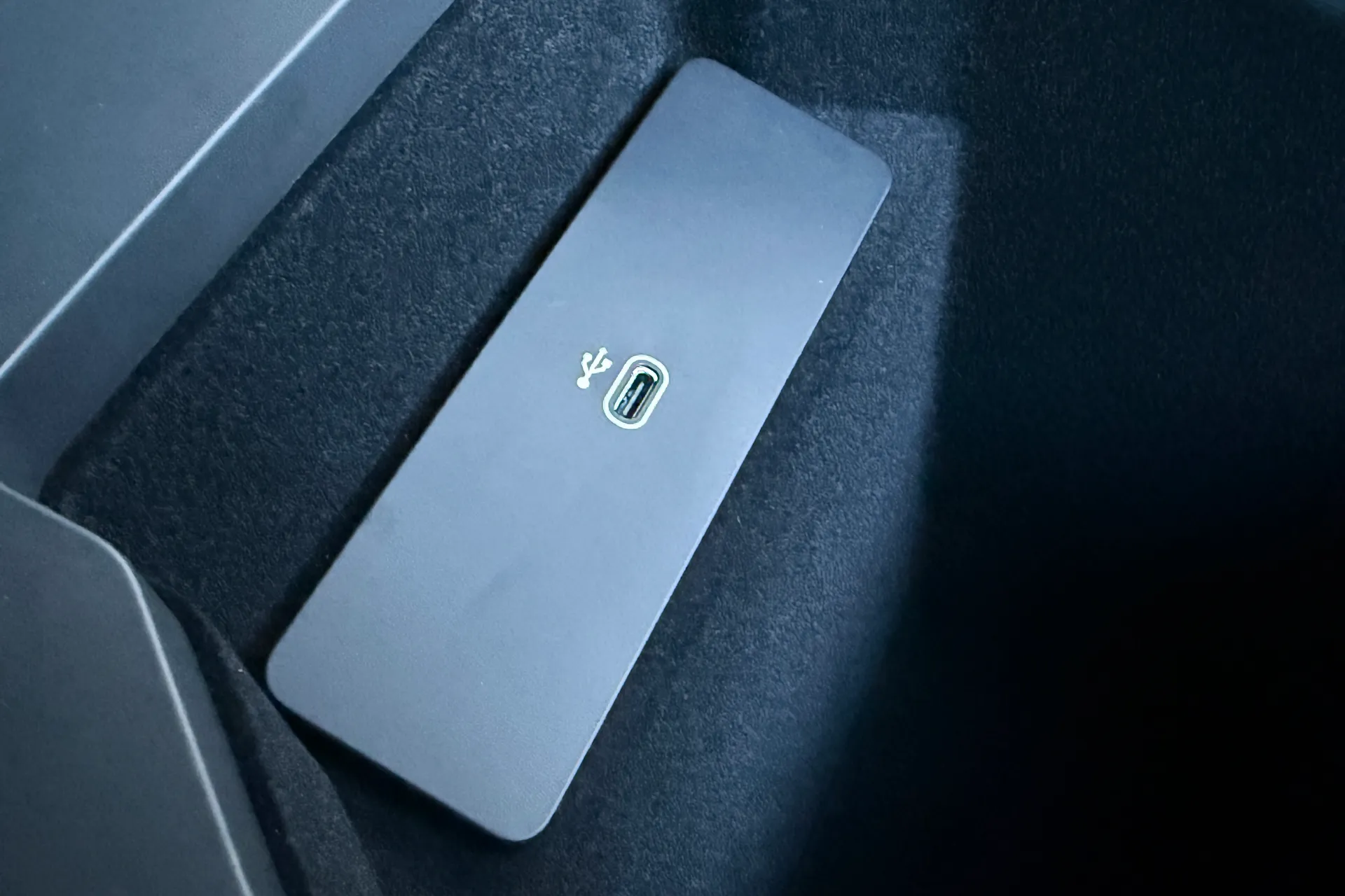 LAND ROVER DISCOVERY SPORT thumbnail image number 32