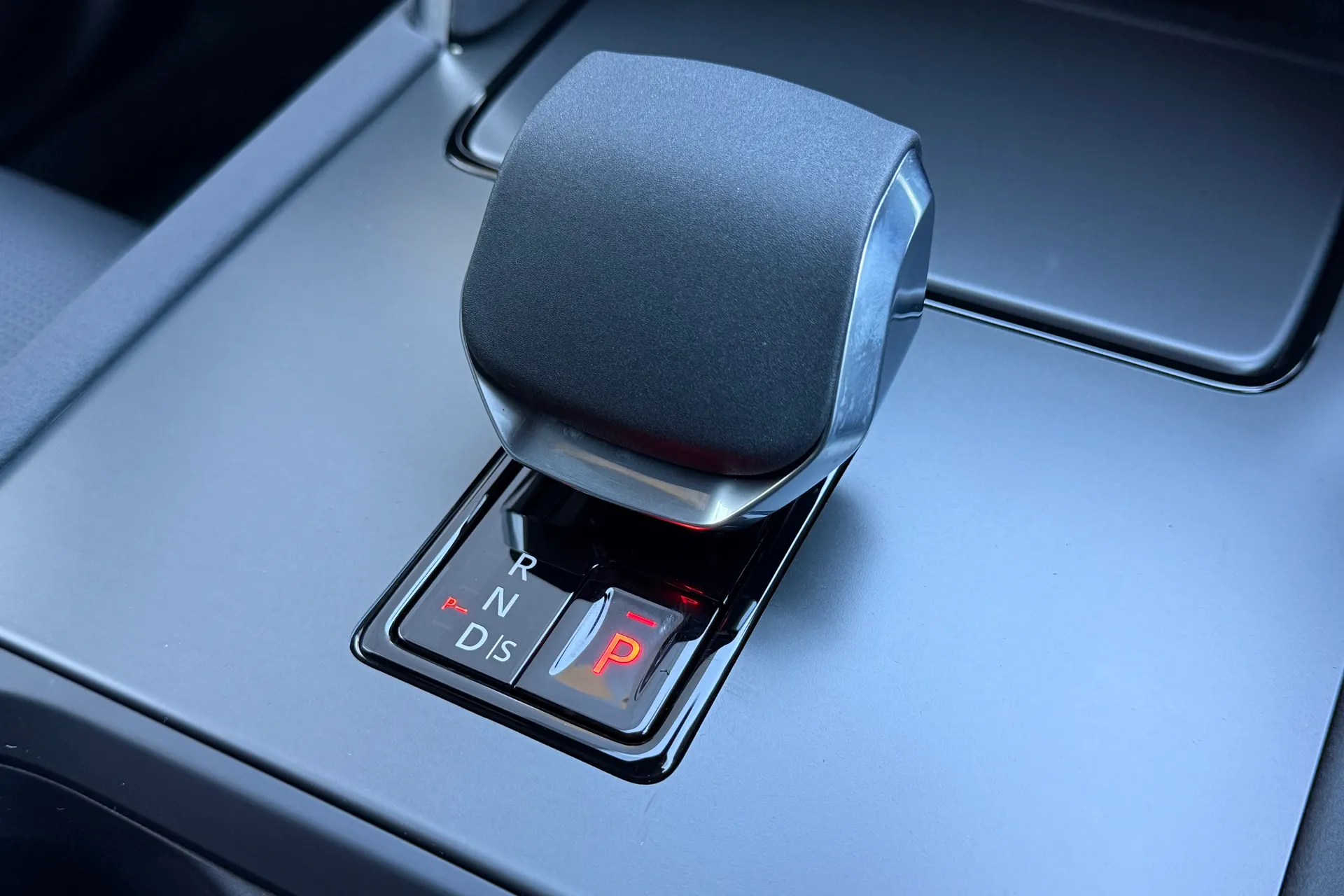 LAND ROVER DISCOVERY SPORT thumbnail image number 33