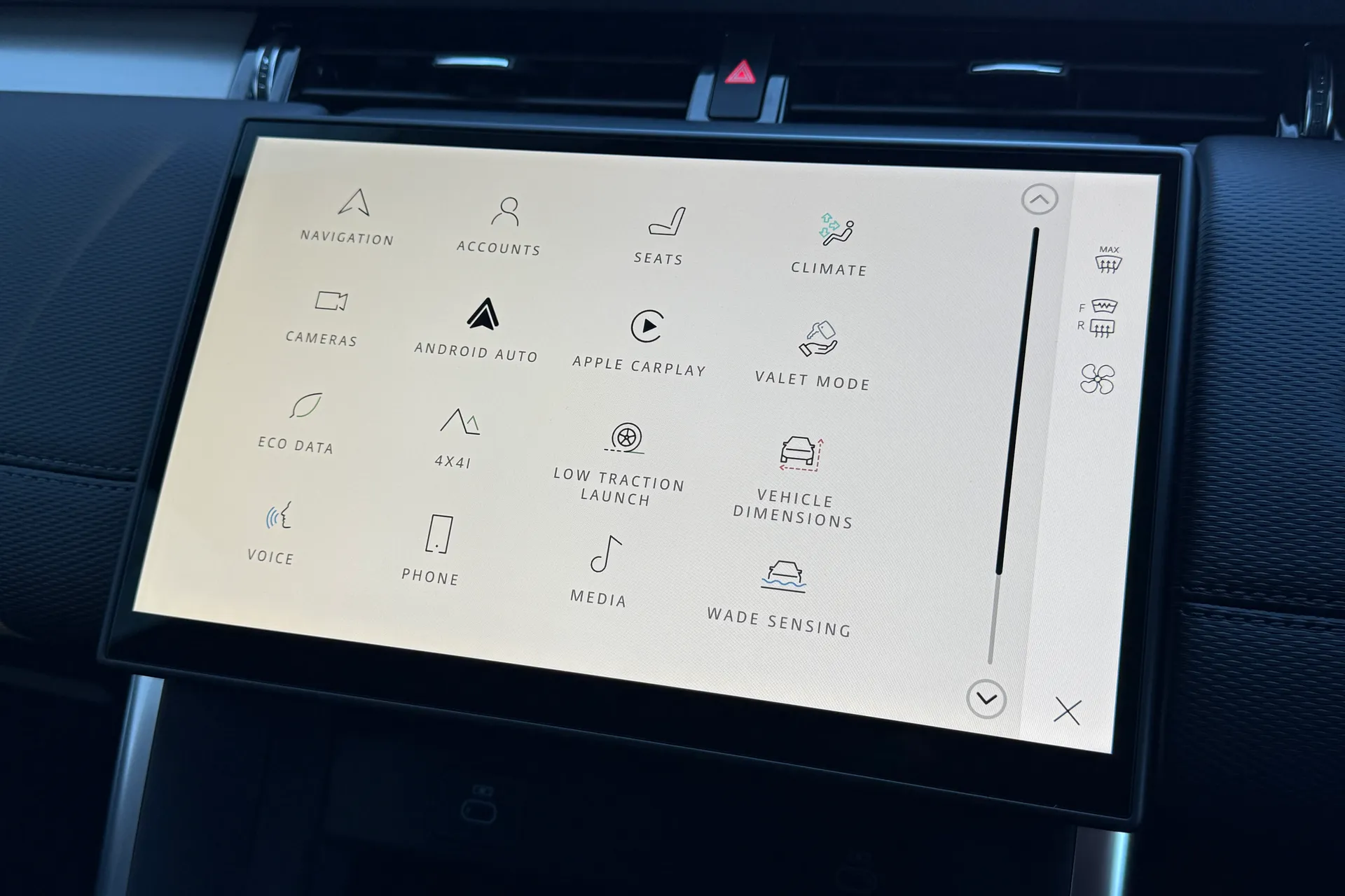 LAND ROVER DISCOVERY SPORT thumbnail image number 38