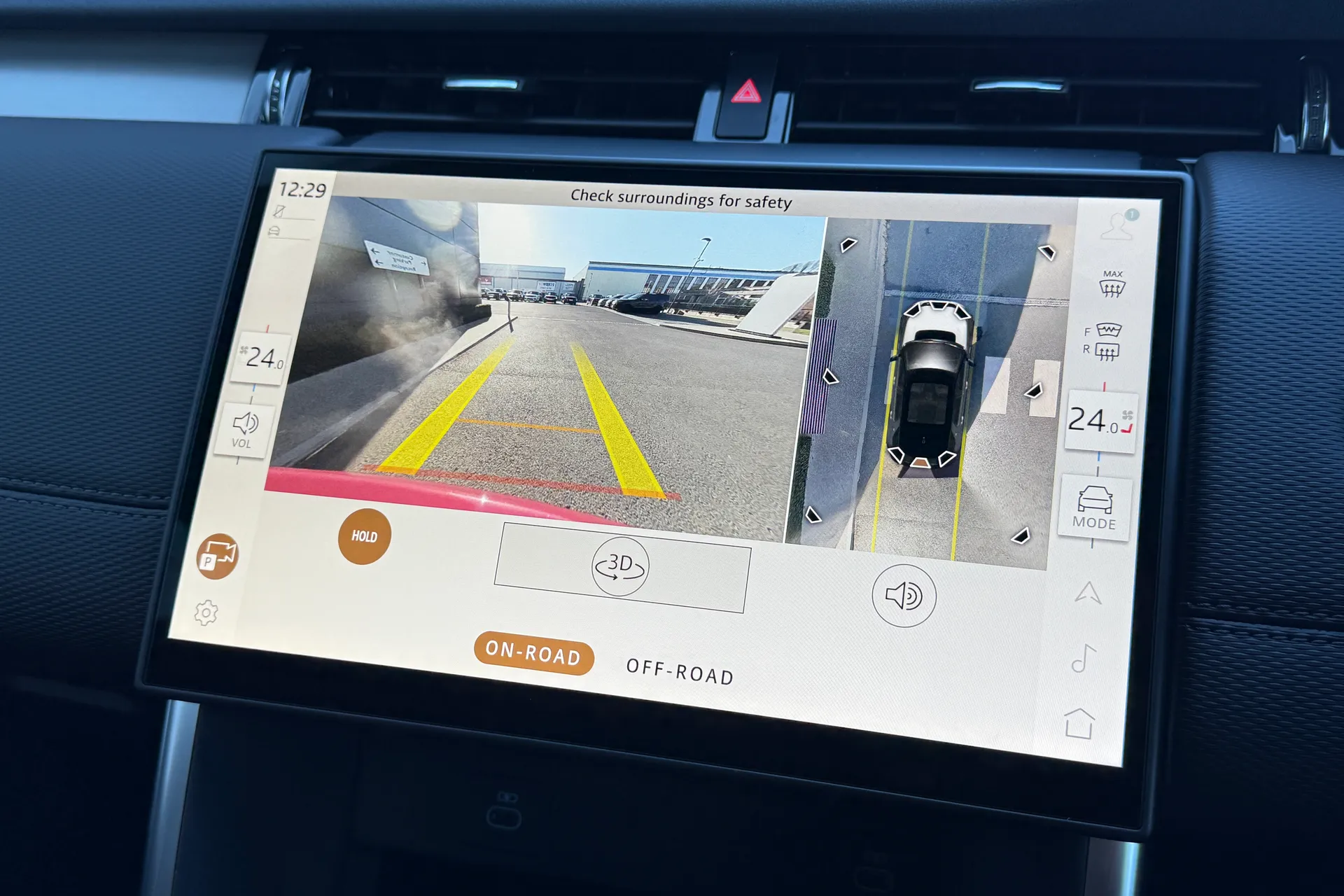 LAND ROVER DISCOVERY SPORT thumbnail image number 4