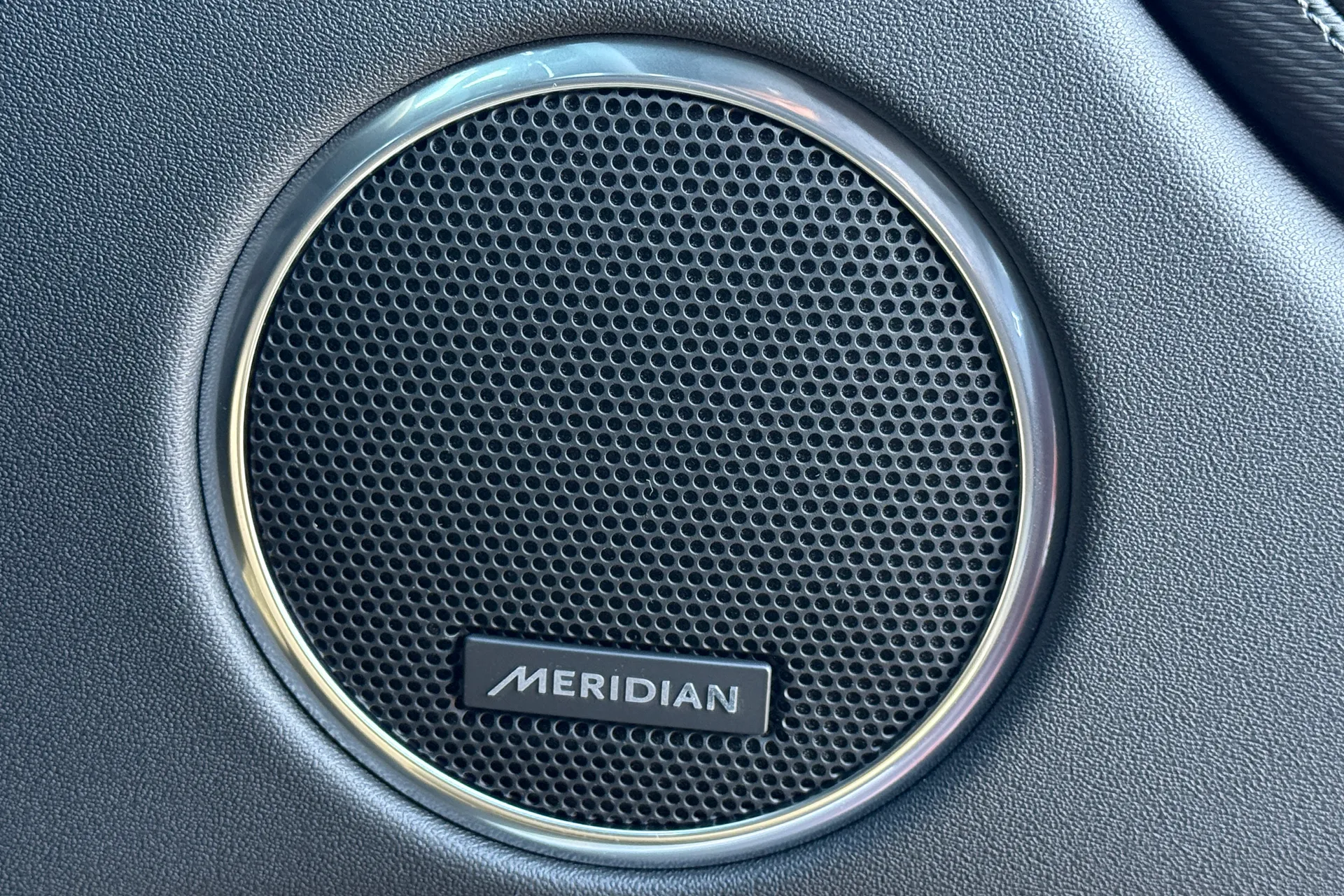 LAND ROVER DISCOVERY SPORT thumbnail image number 42