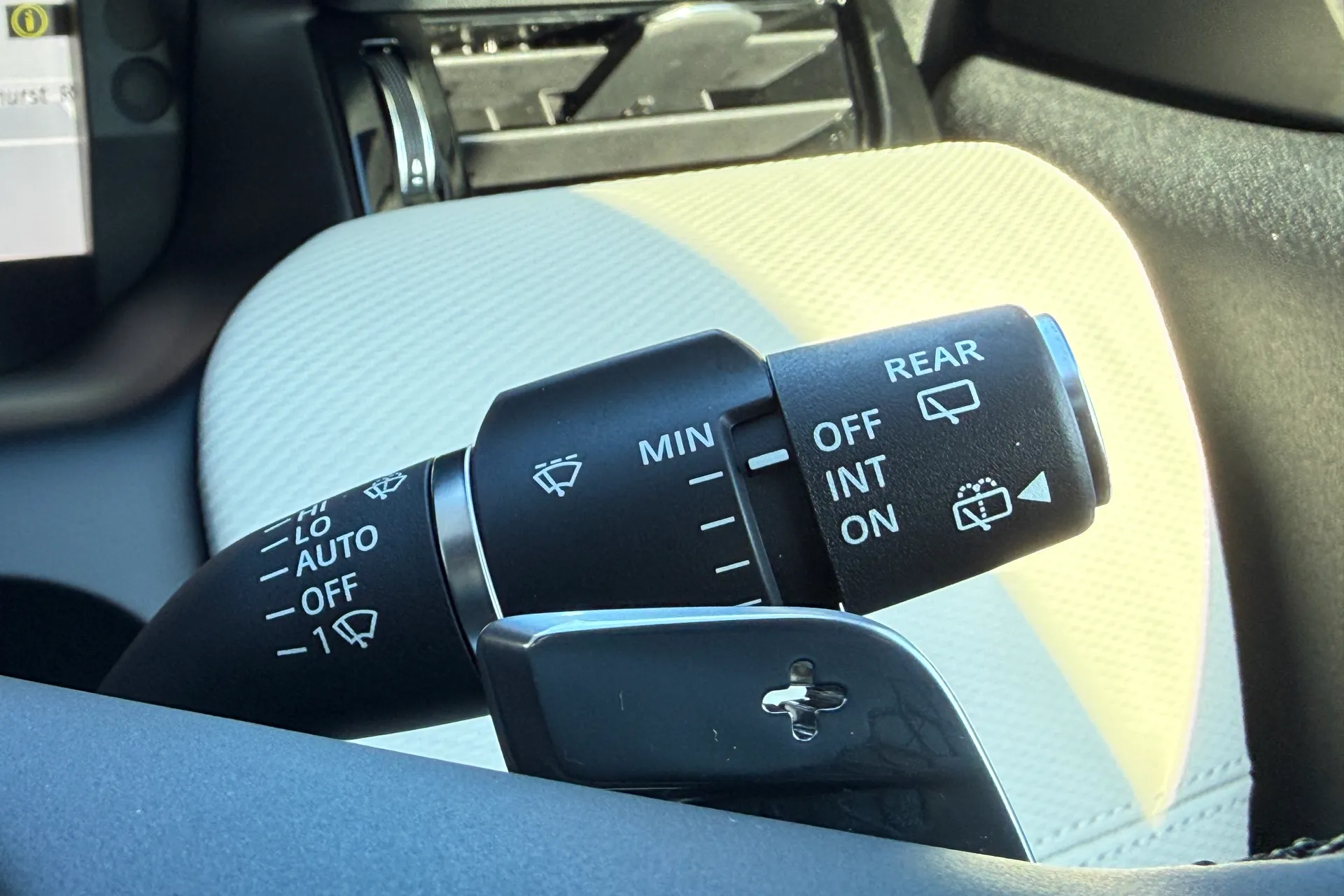 LAND ROVER DISCOVERY SPORT thumbnail image number 62