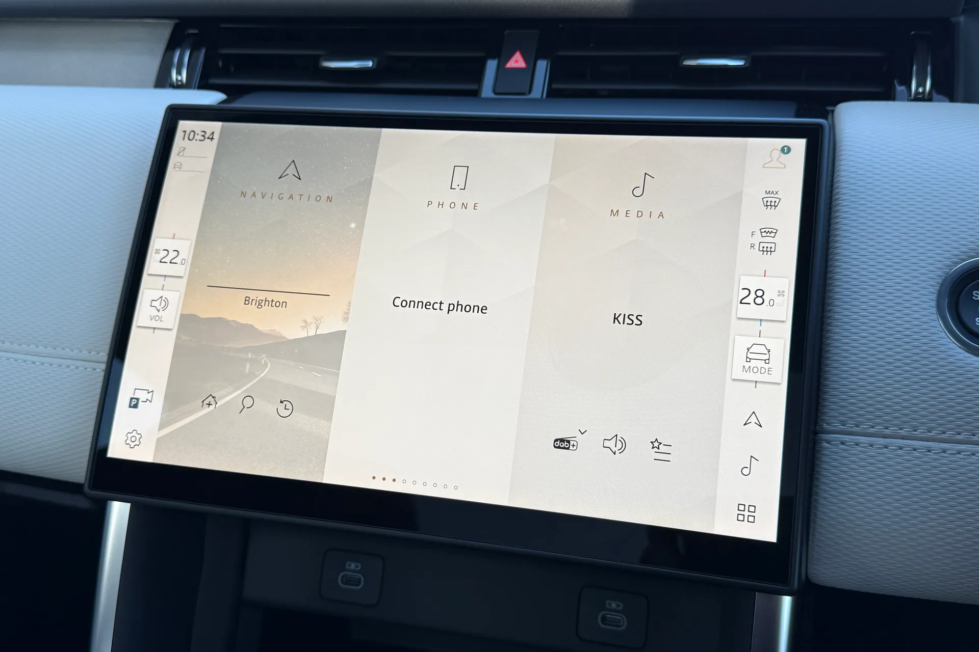 LAND ROVER DISCOVERY SPORT thumbnail image number 36