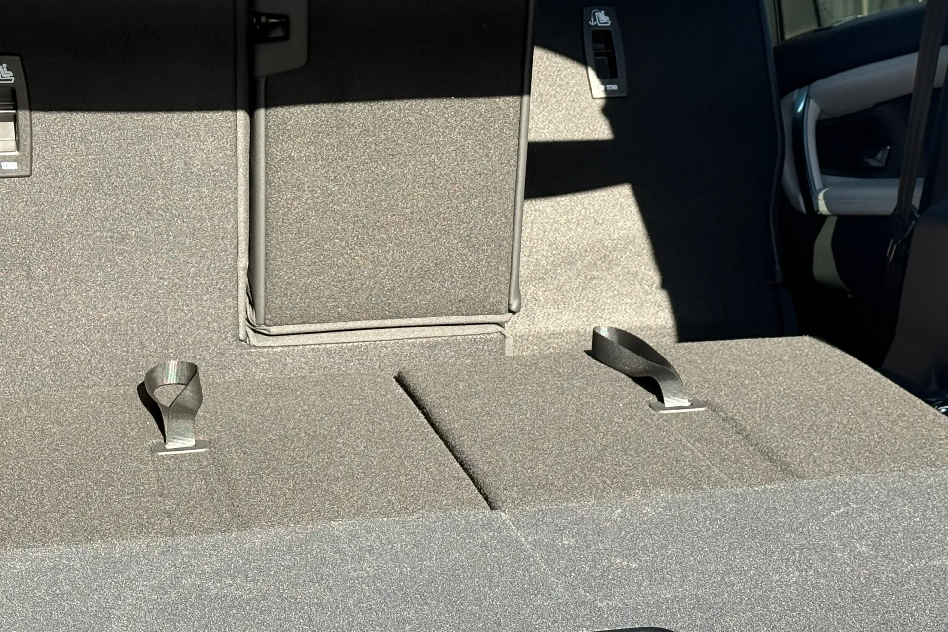 LAND ROVER DISCOVERY SPORT thumbnail image number 56